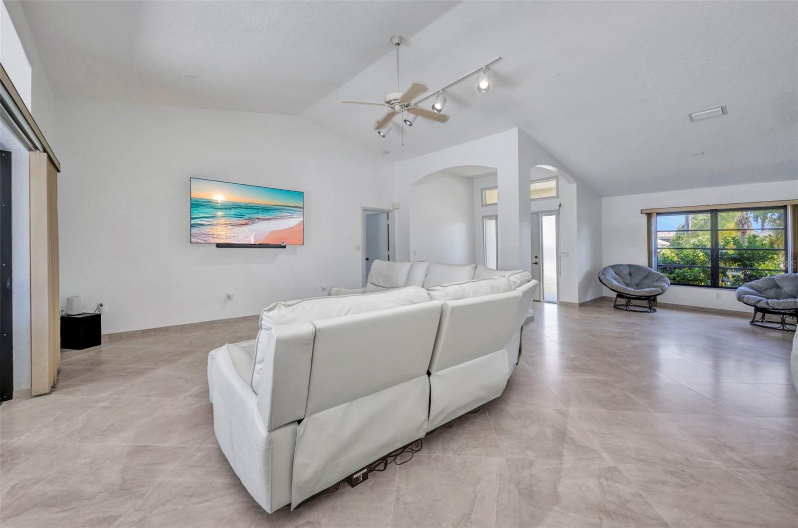 2129 CHARLOTTE AMALIE CT