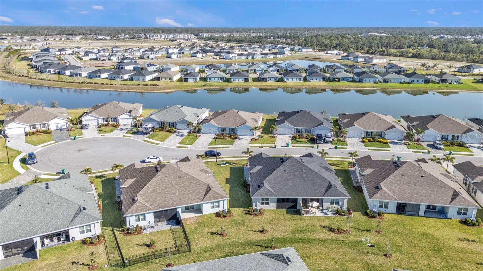 16300 COCONUT PALM DR