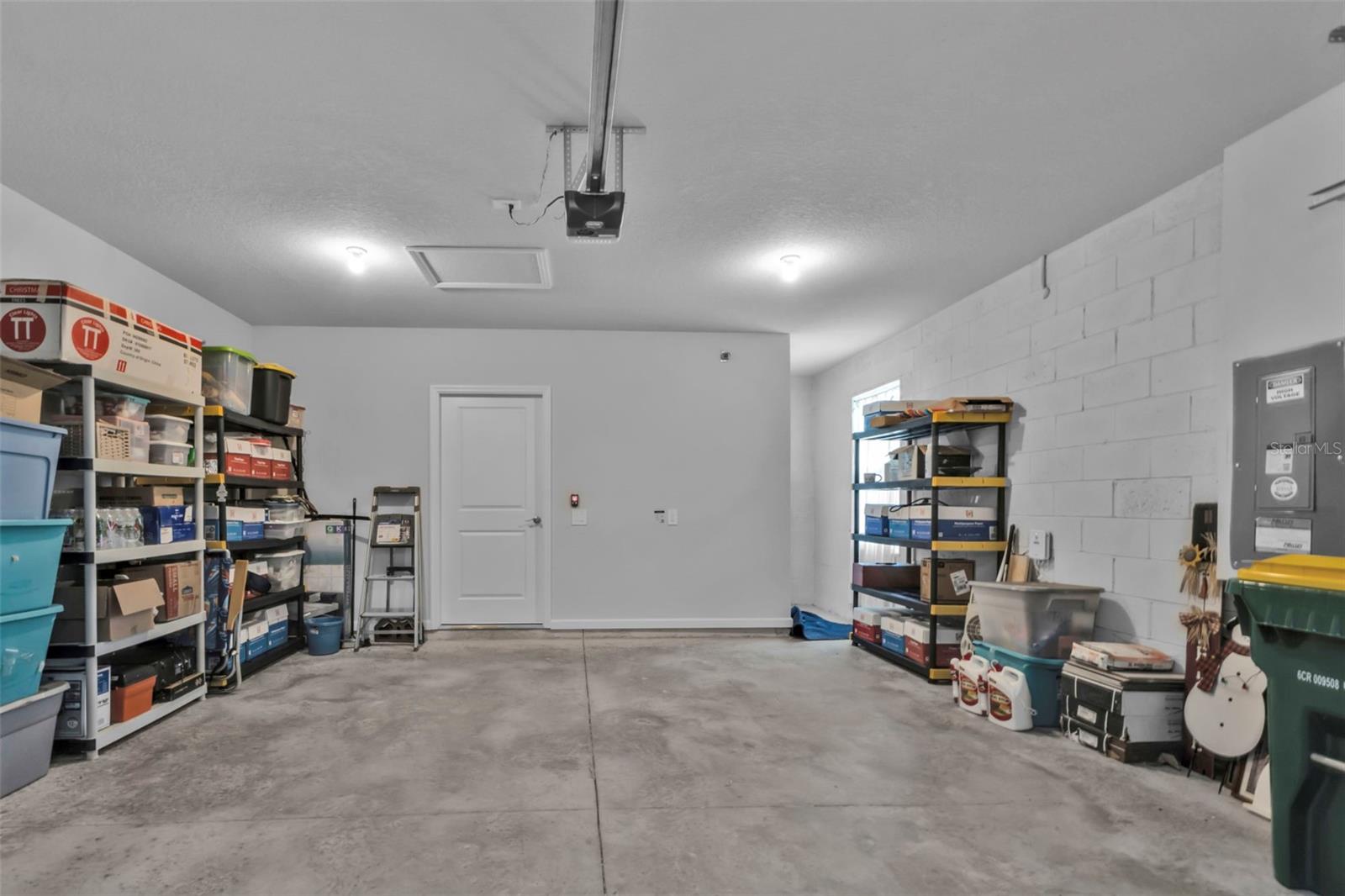 16300 COCONUT PALM DR