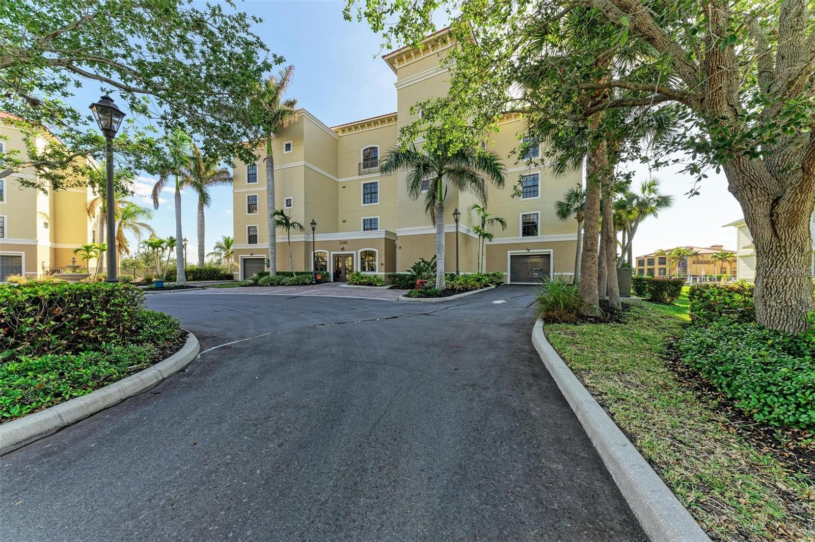 3340 WOOD THRUSH DR #323