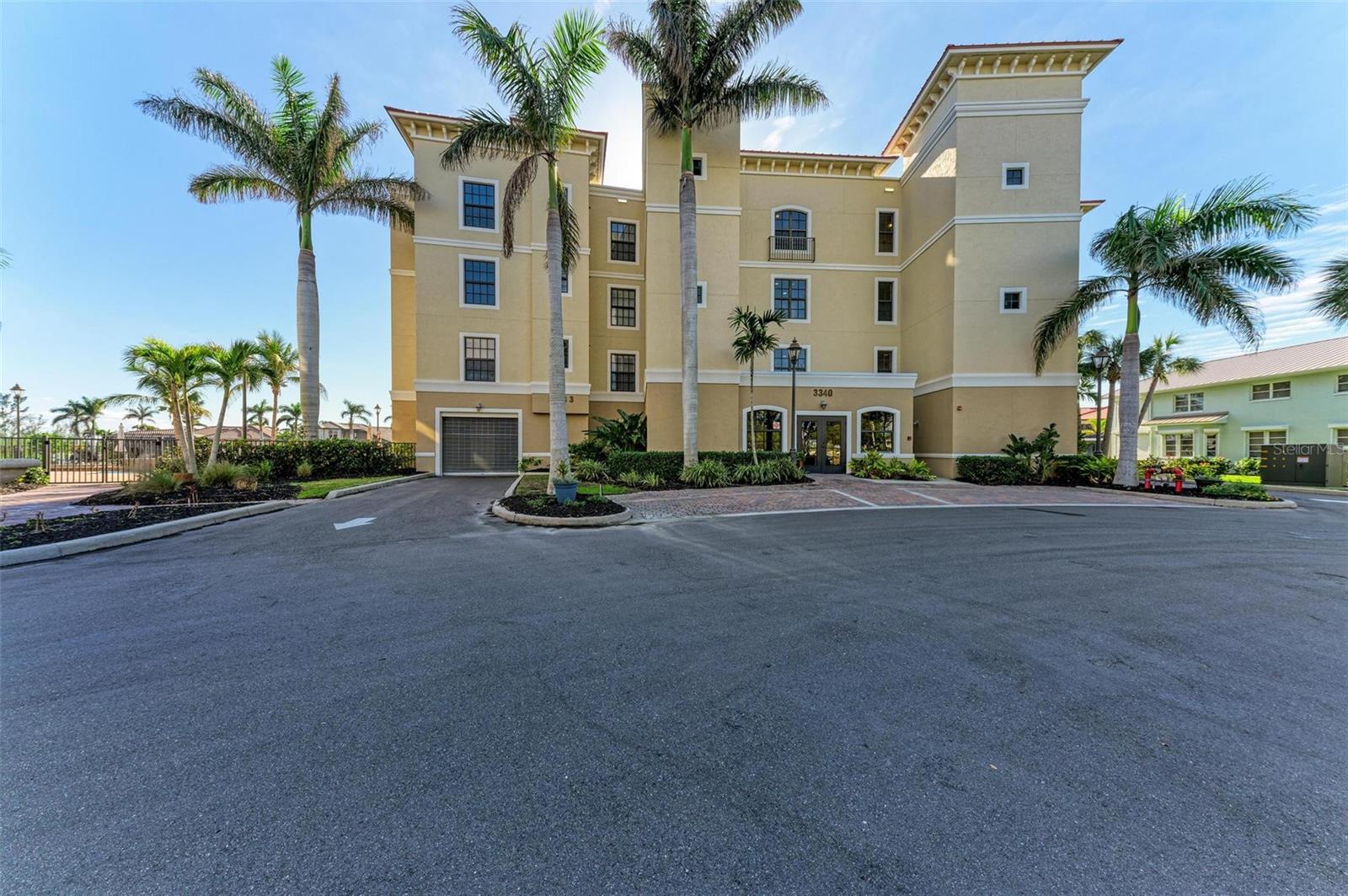 3340 WOOD THRUSH DR #323