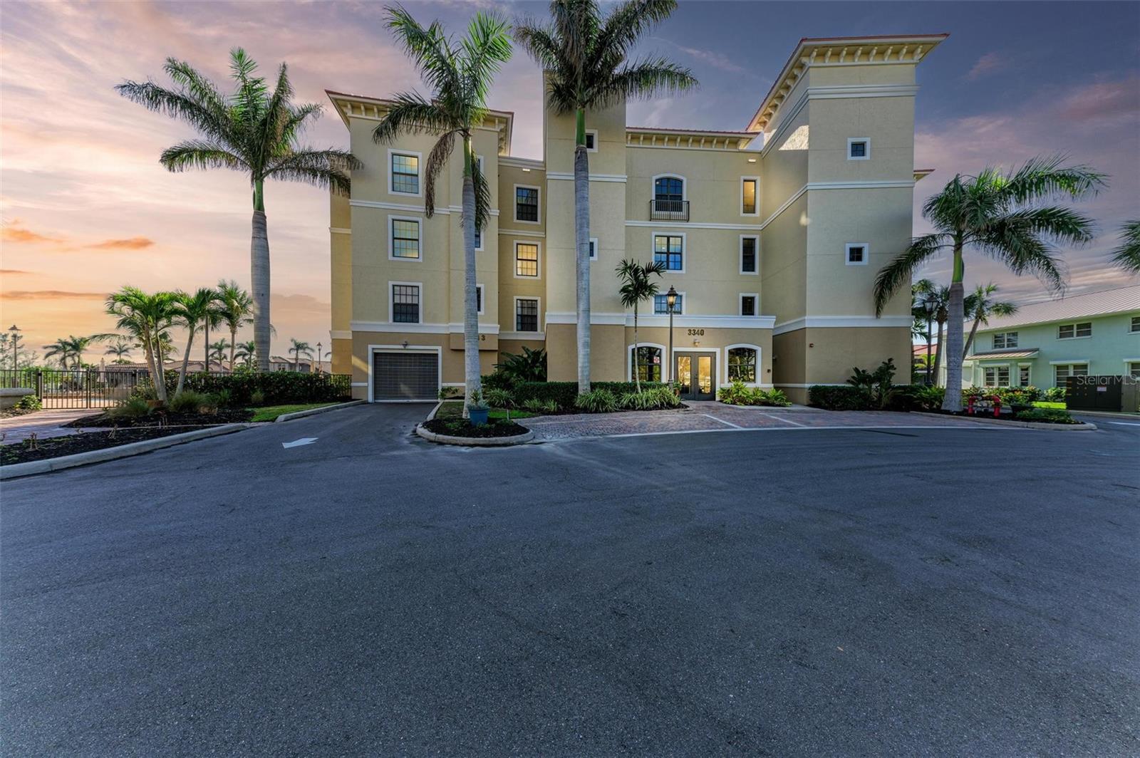 3340 WOOD THRUSH DR #323