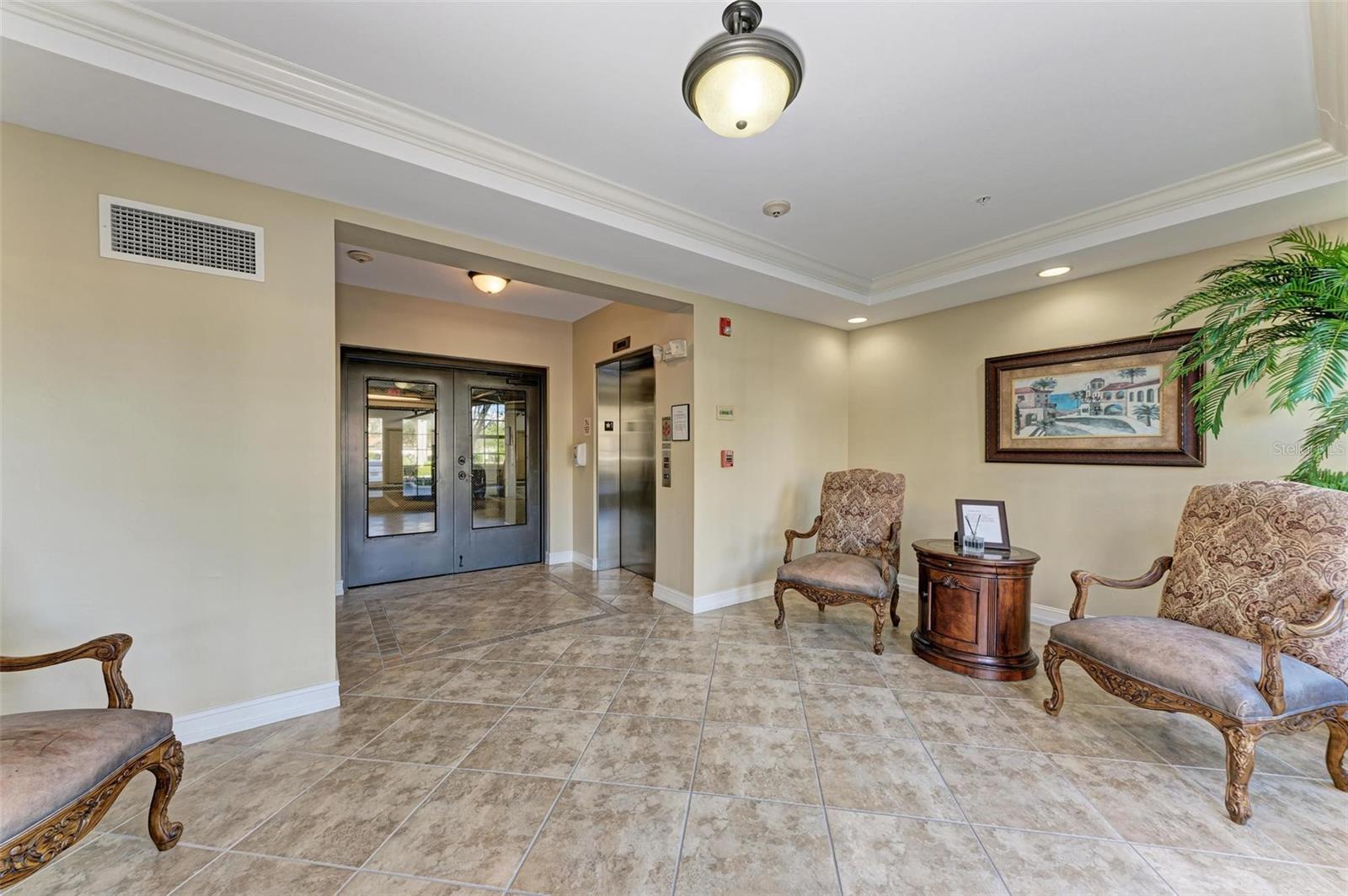 3340 WOOD THRUSH DR #323