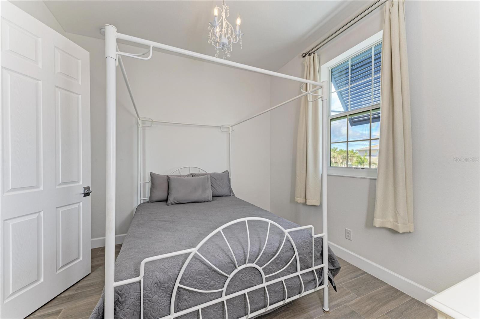 3655 BAL HARBOR BLVD #111-113