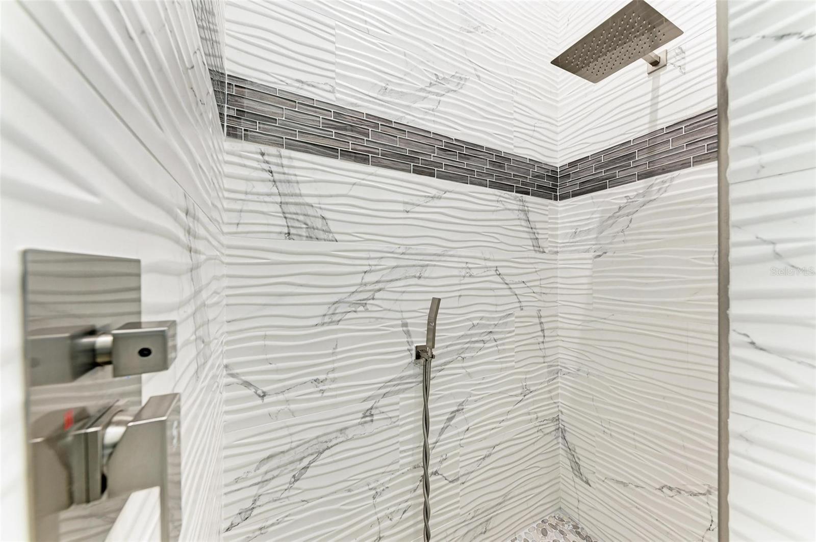 5179 COLLINGSWOOD BLVD