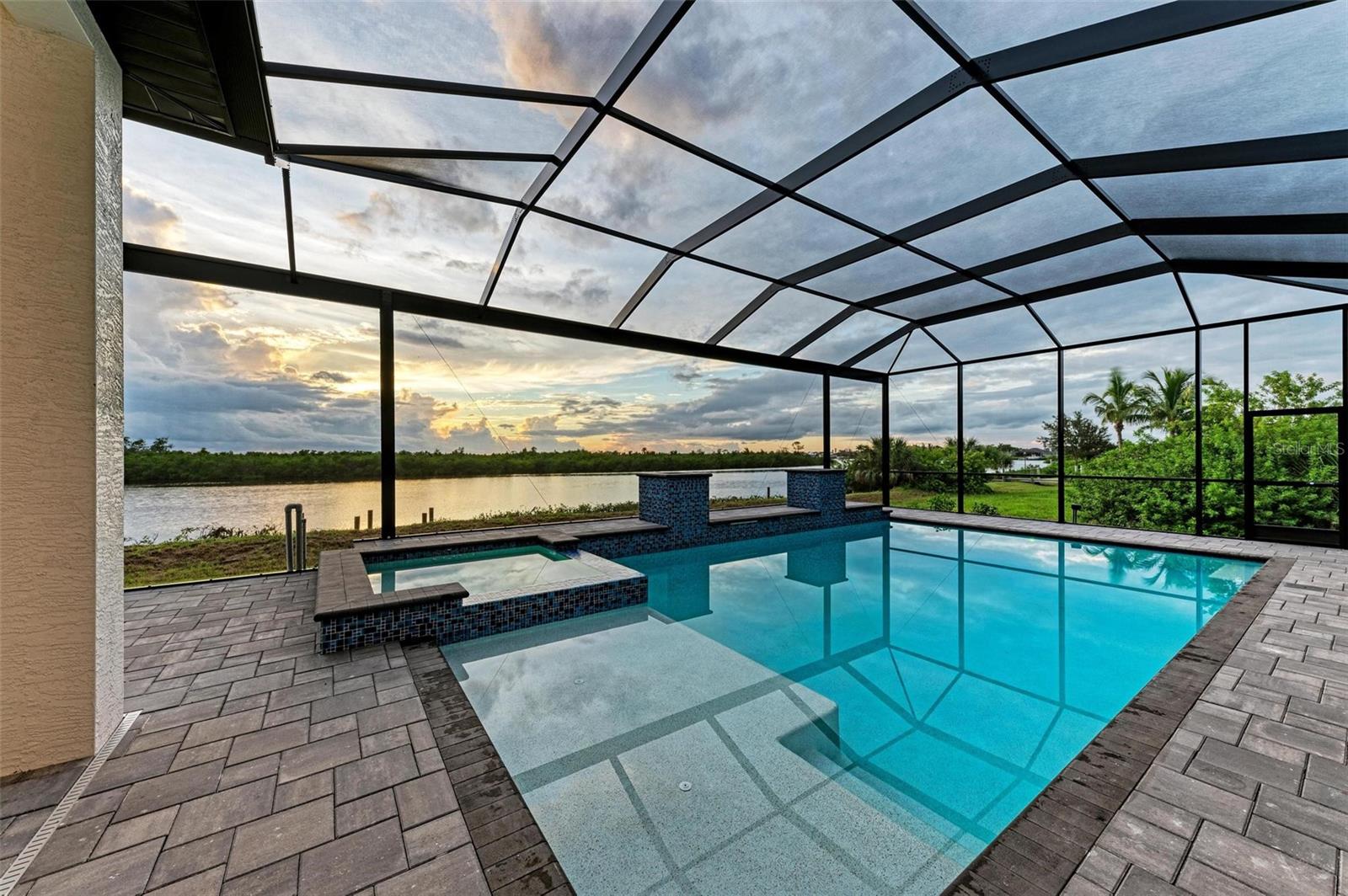 5179 COLLINGSWOOD BLVD