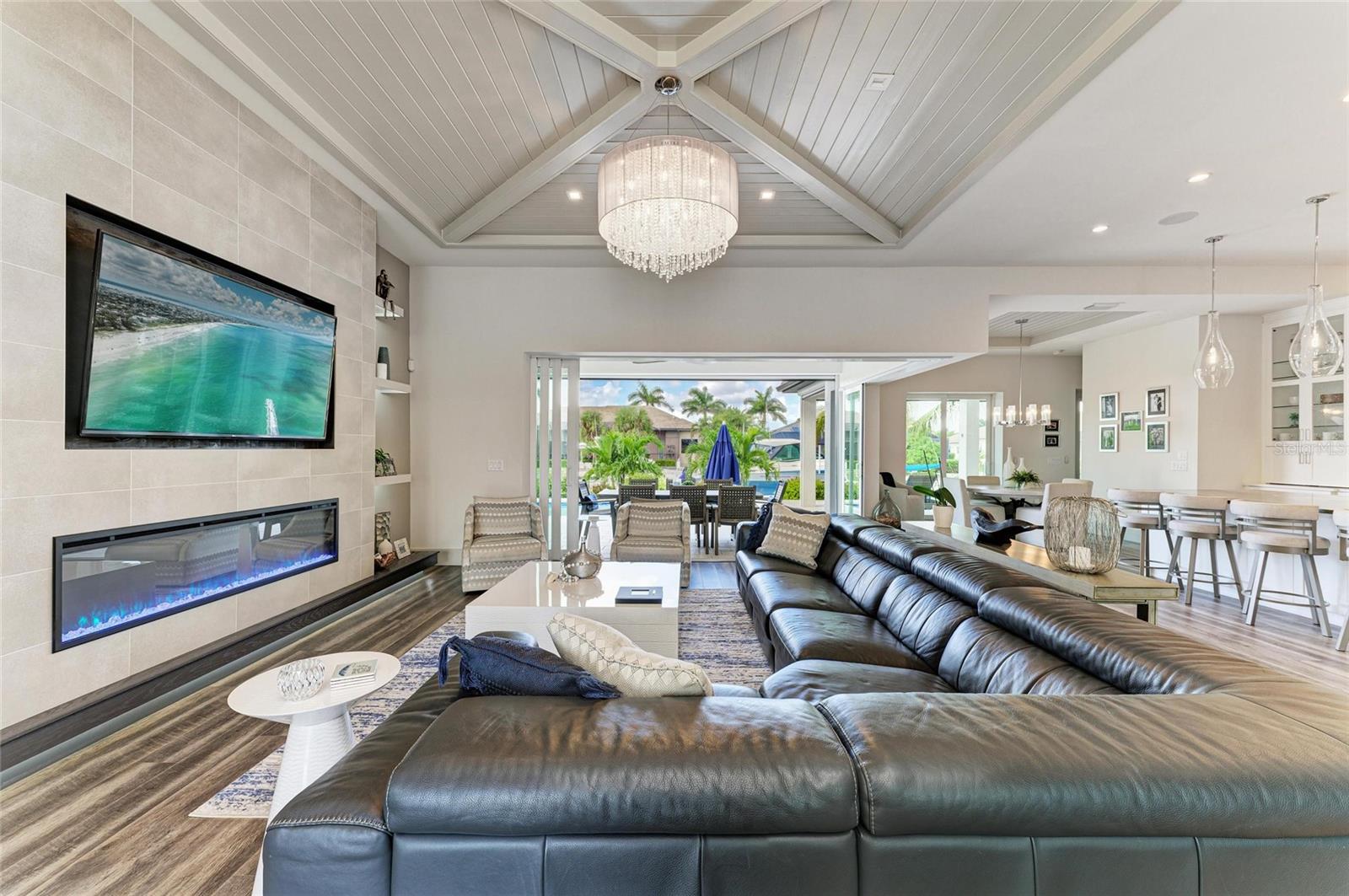 5043 BAL HARBOR BLVD