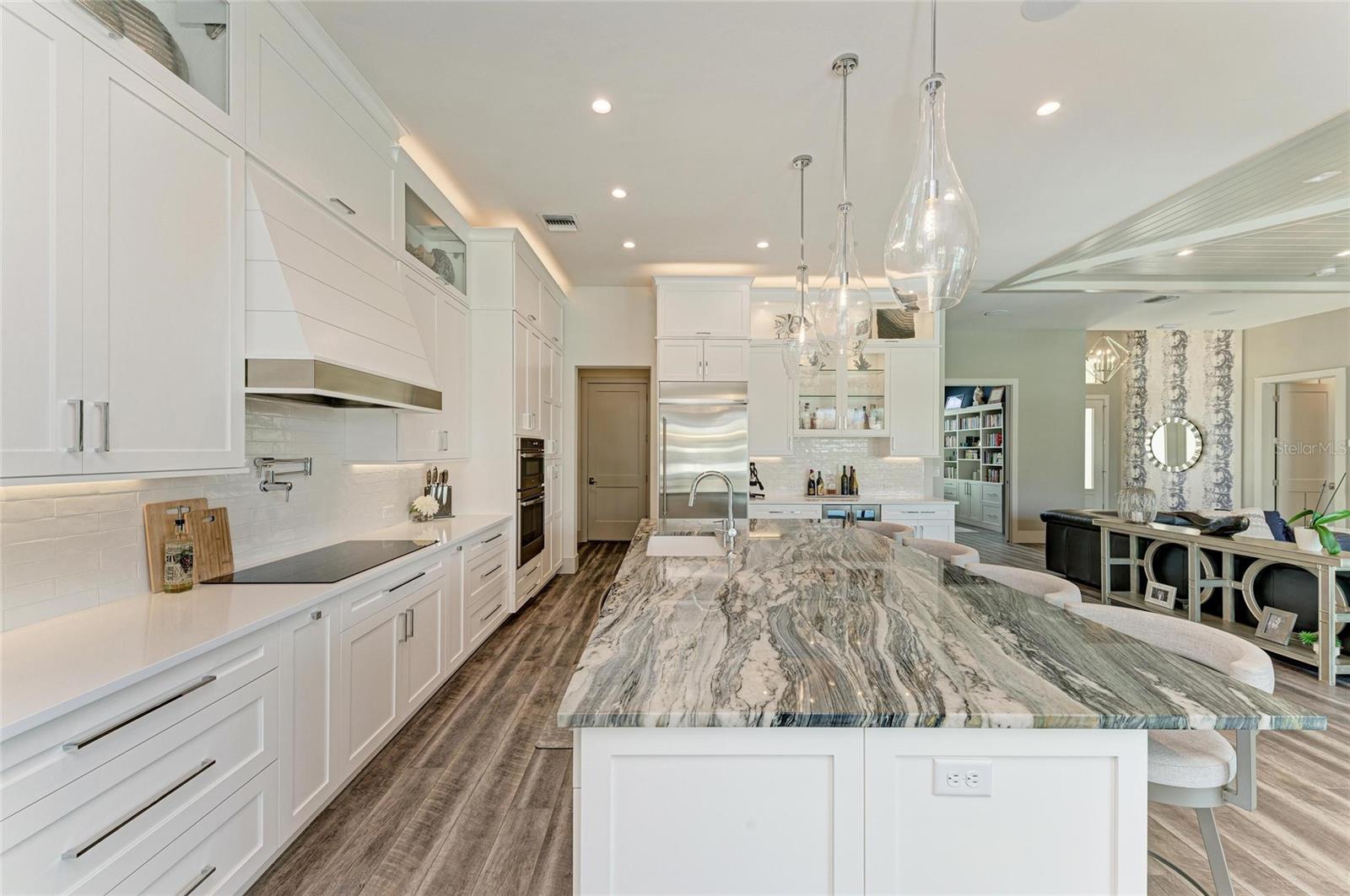 5043 BAL HARBOR BLVD