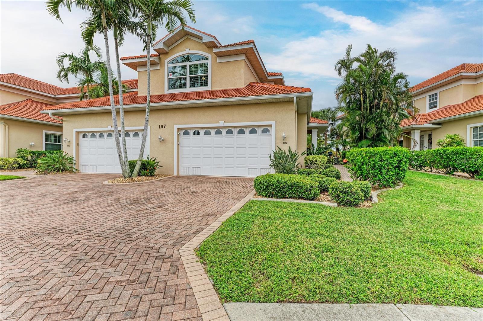 197 TROPICANA DR #1522