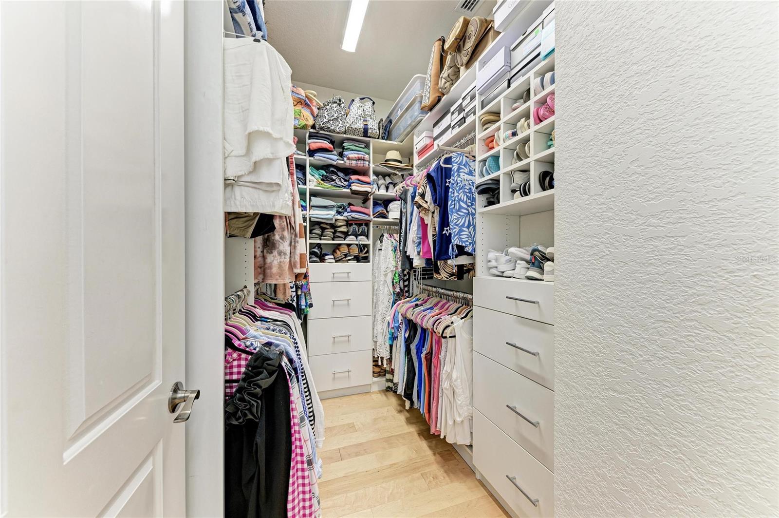 197 TROPICANA DR #1522