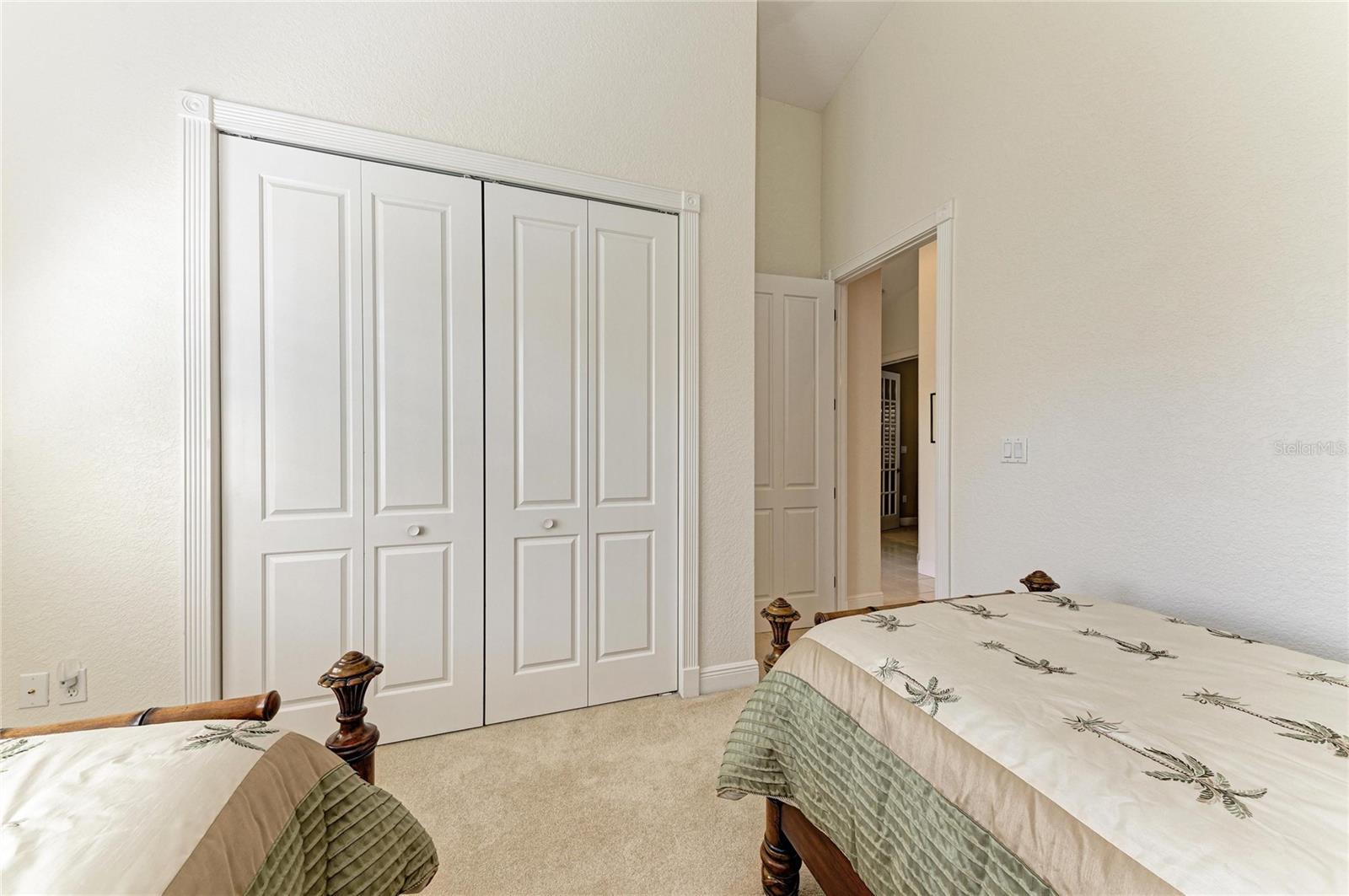 2585 TARPON COVE DR #1322