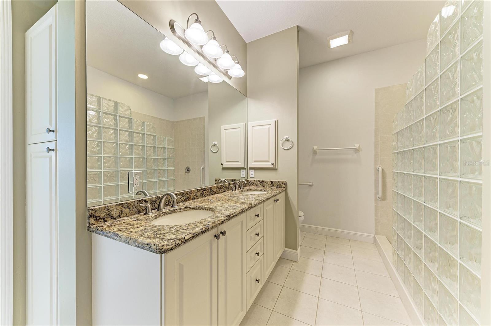 2585 TARPON COVE DR #1322