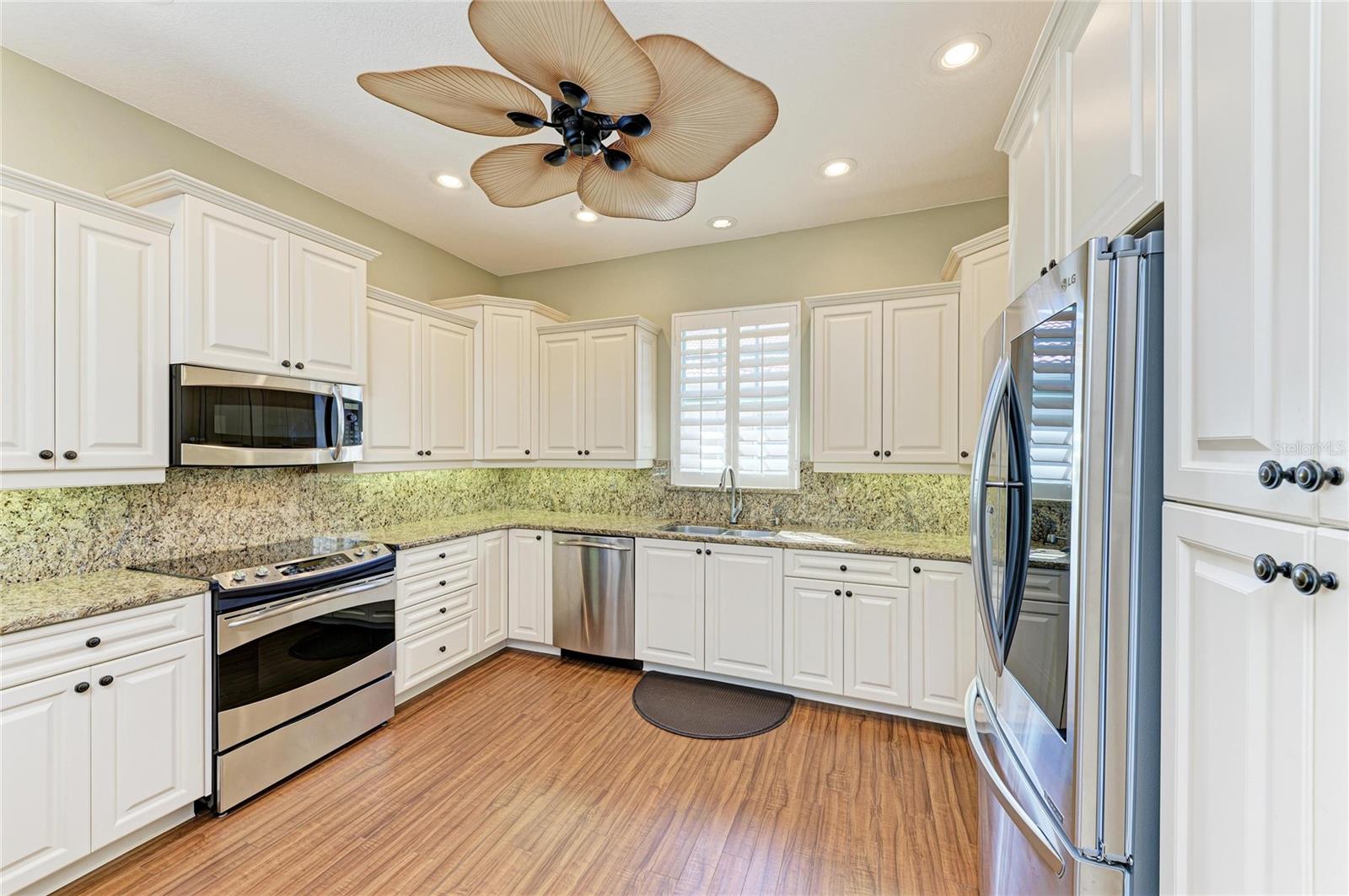 2585 TARPON COVE DR #1322