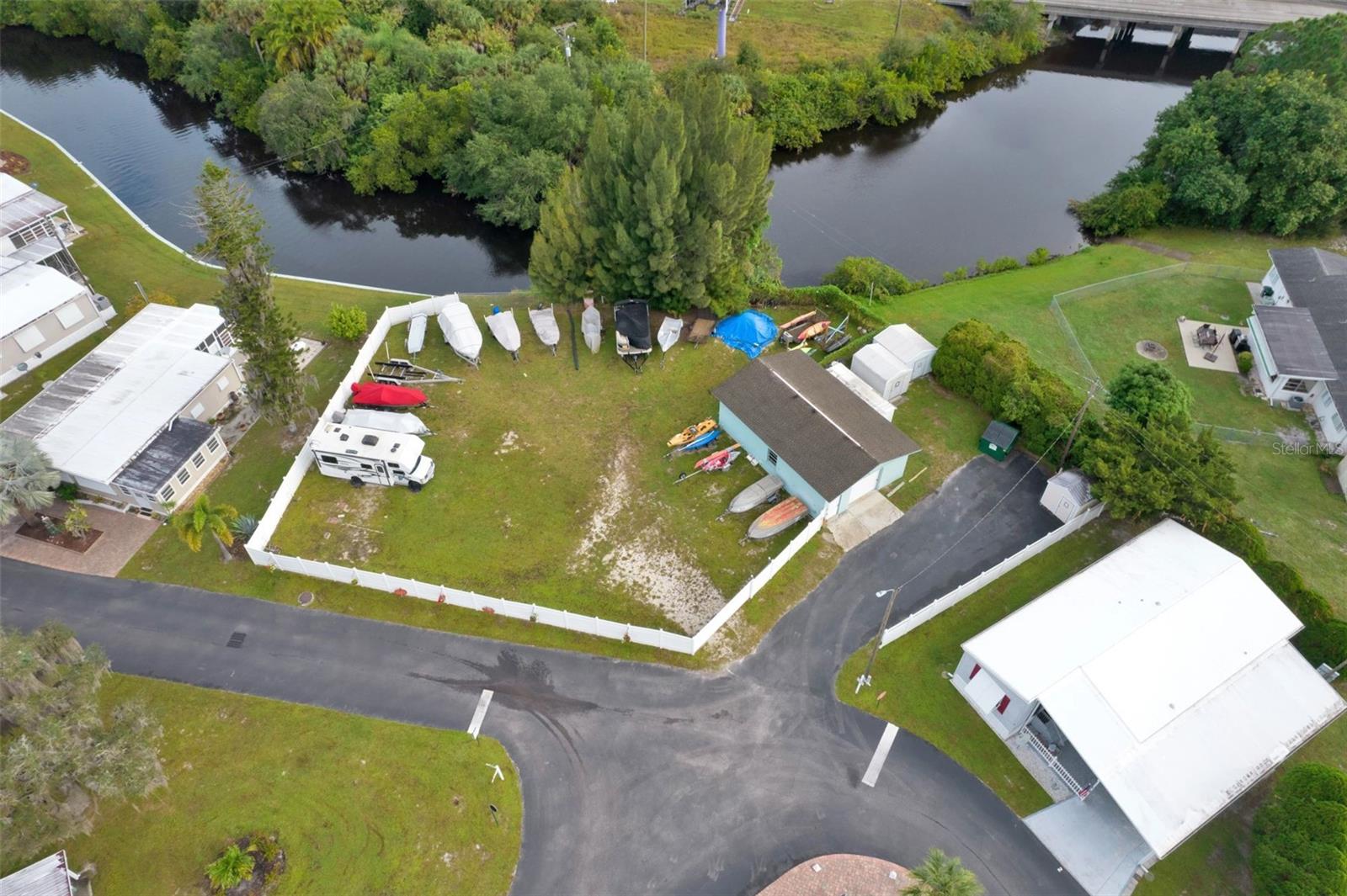 10100 BURNT STORE RD #25