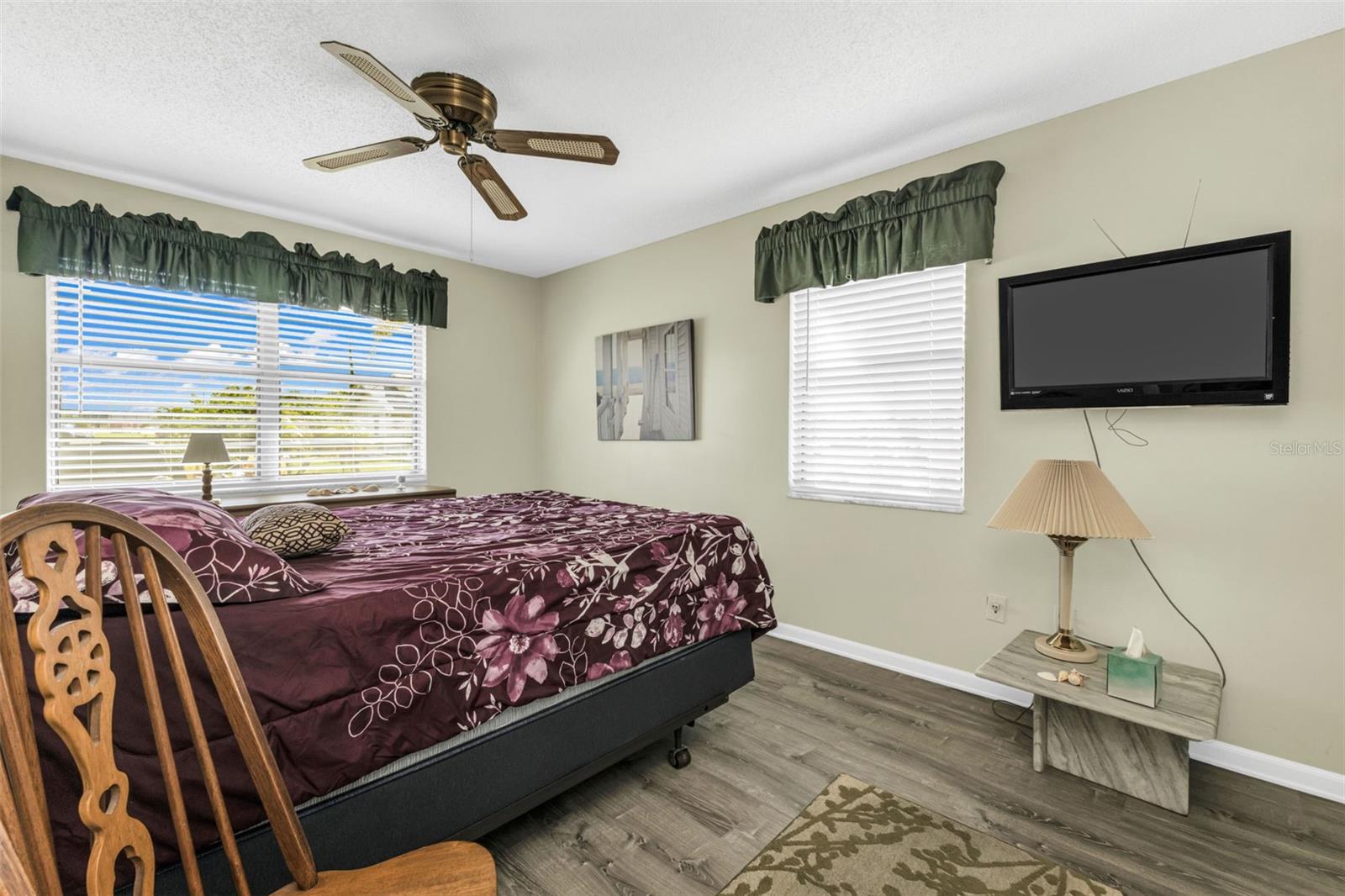 14462 WORTHWHILE #37