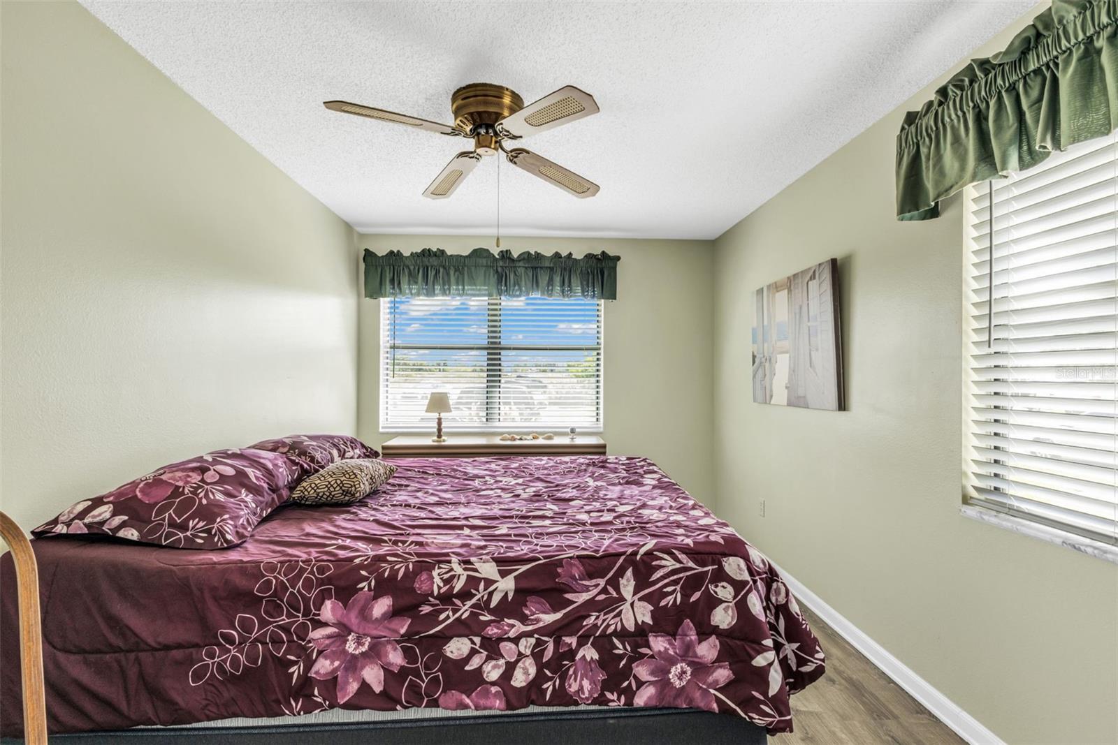 14462 WORTHWHILE #37