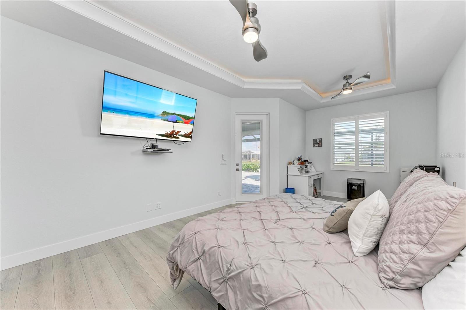 630 CORONADO DR
