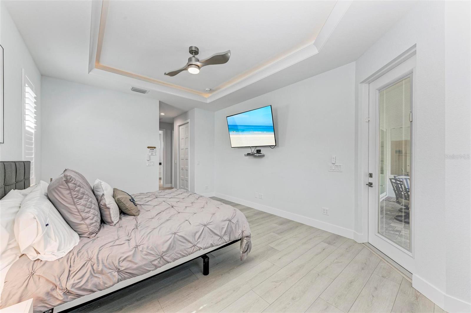 630 CORONADO DR