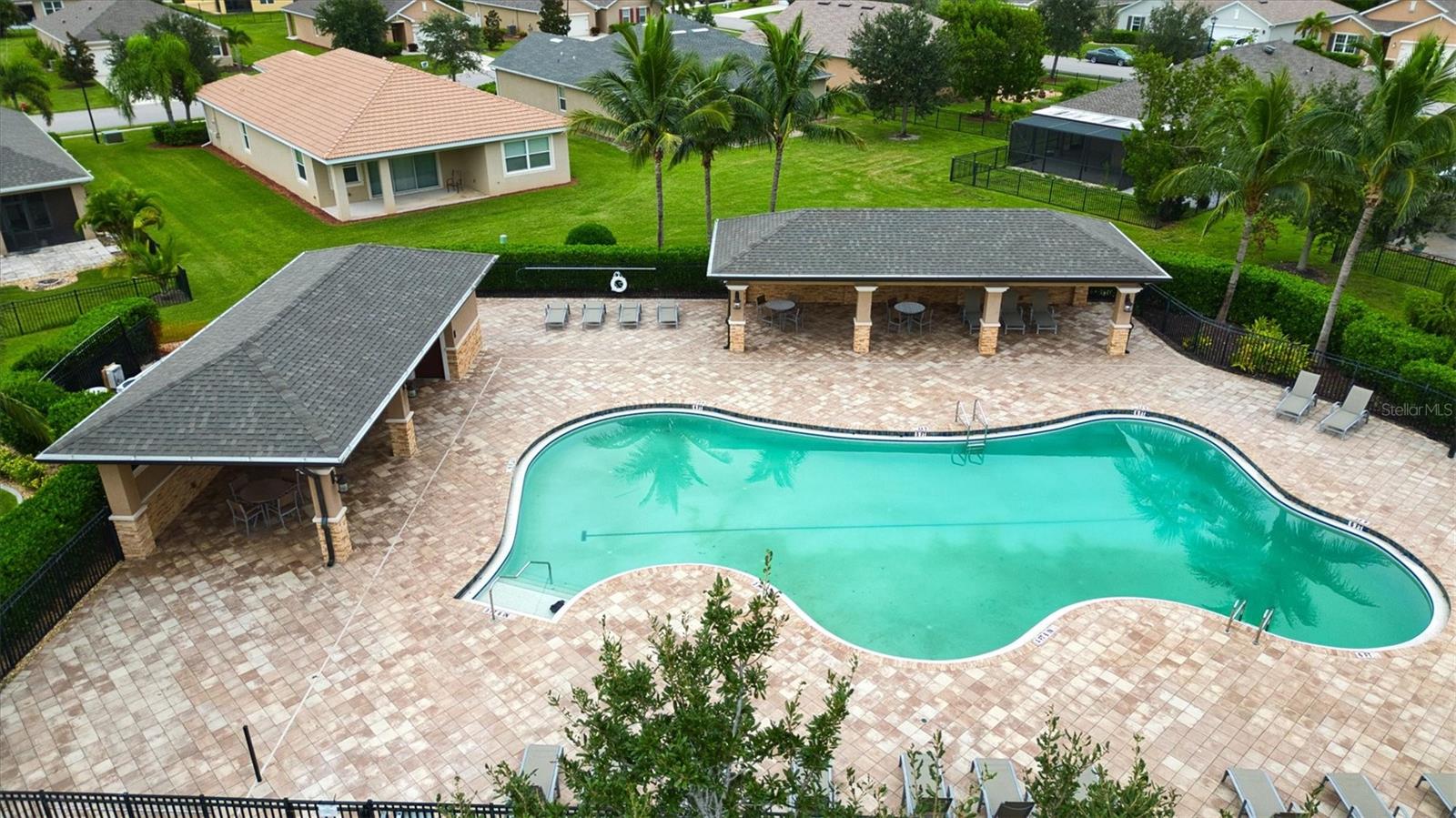 7012 WATERFORD PKWY