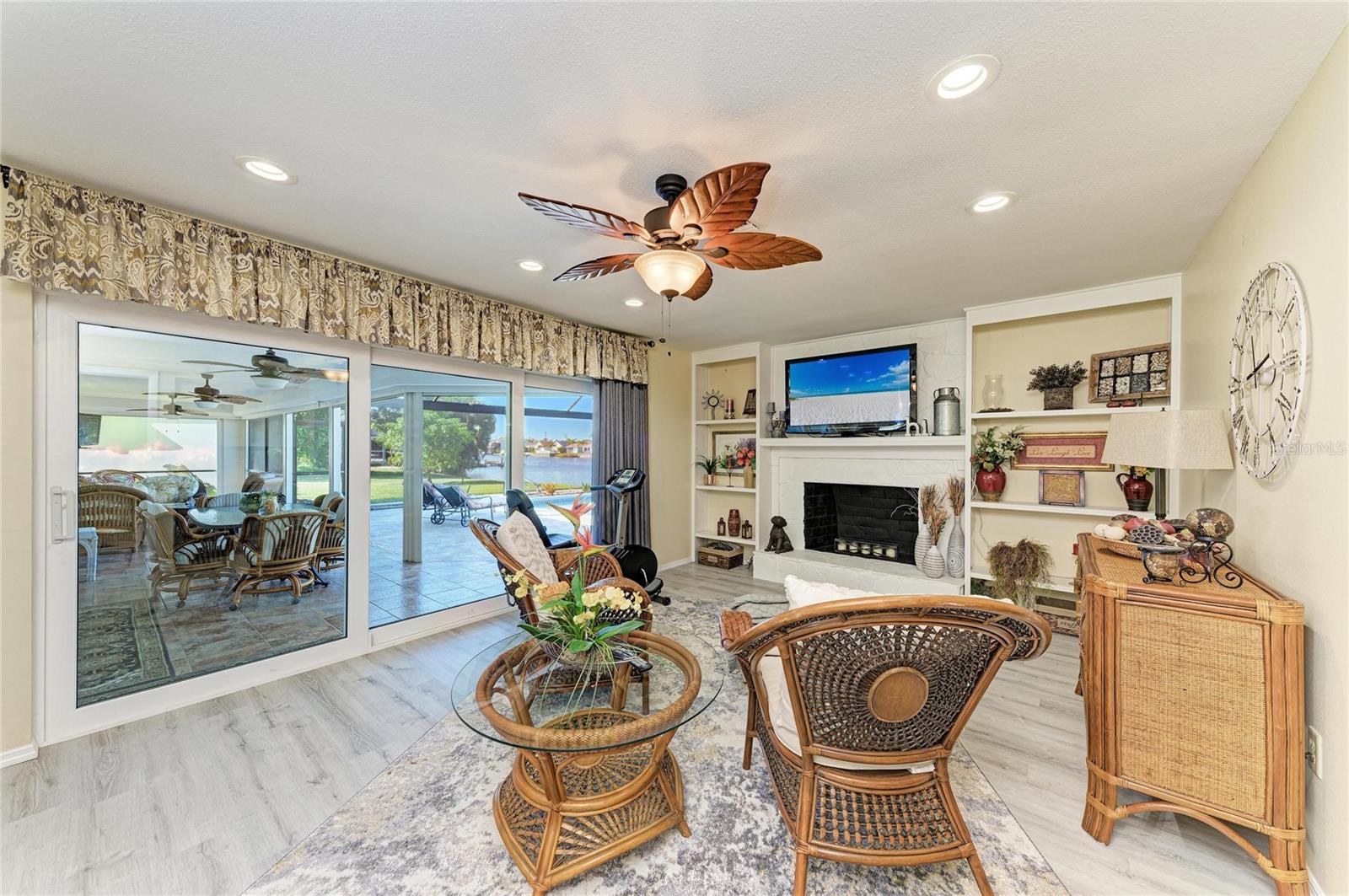 11778 SW DALLAS DR N