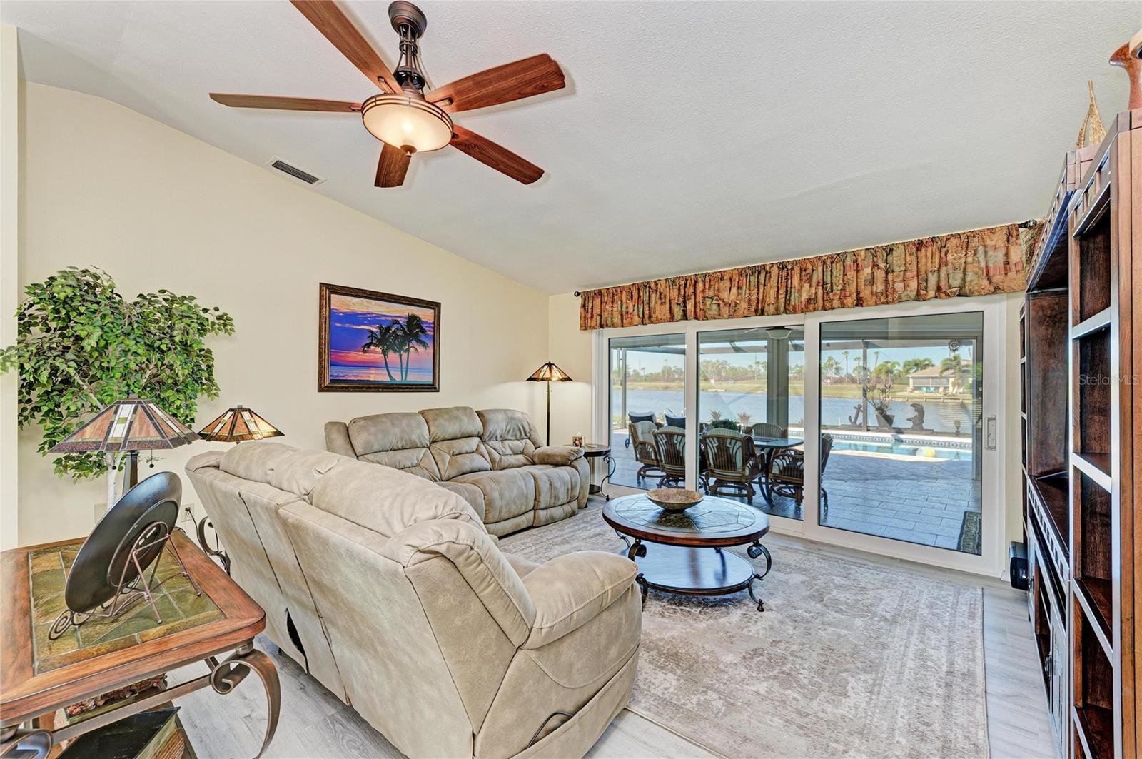 11778 SW DALLAS DR N