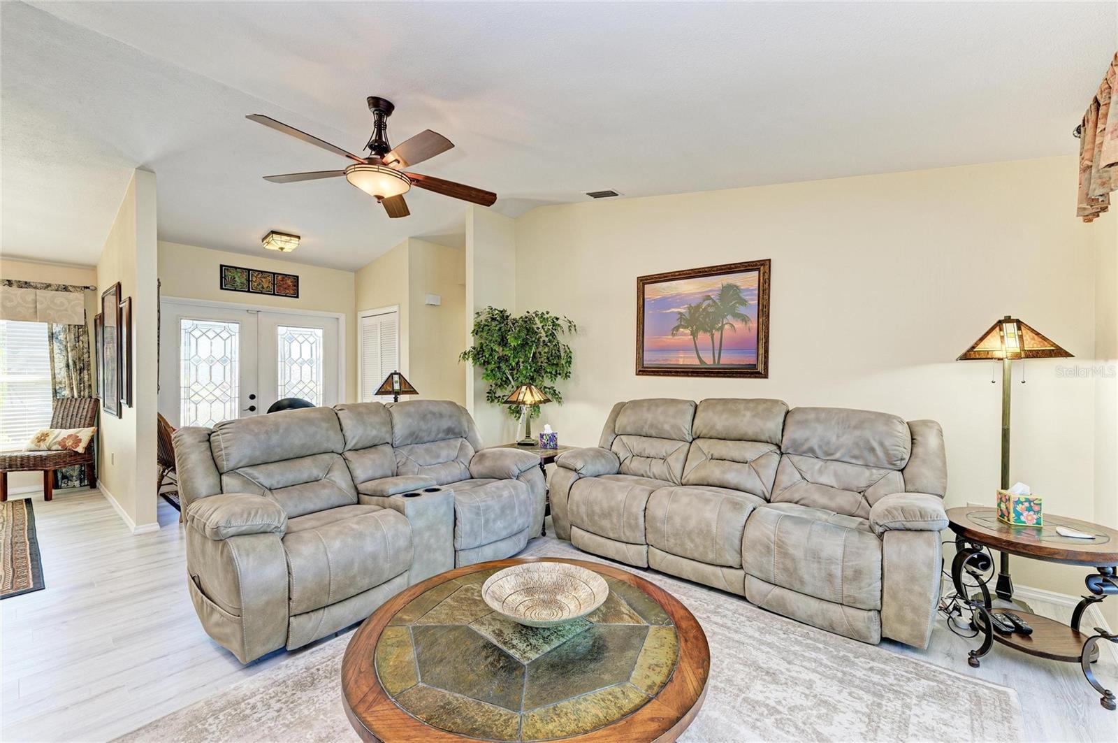 11778 SW DALLAS DR N