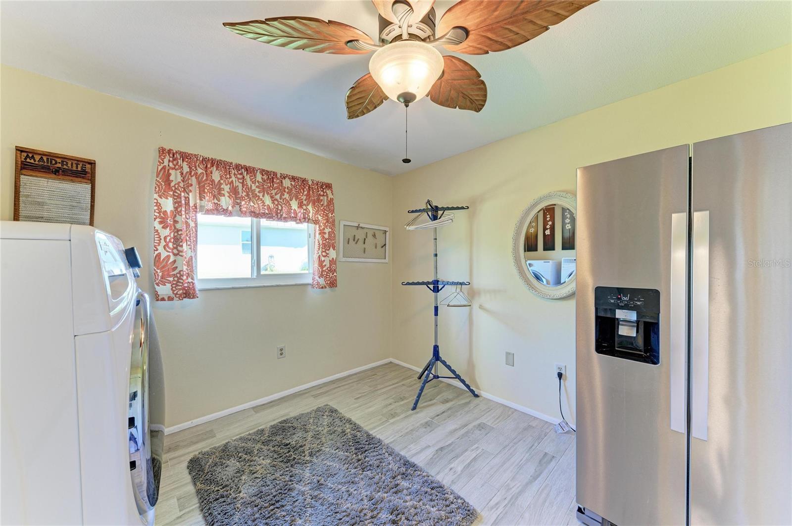 11778 SW DALLAS DR N