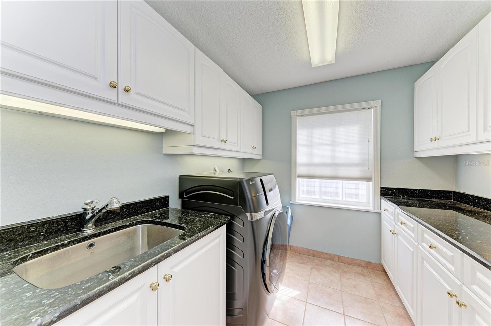 2839 CORAL WAY
