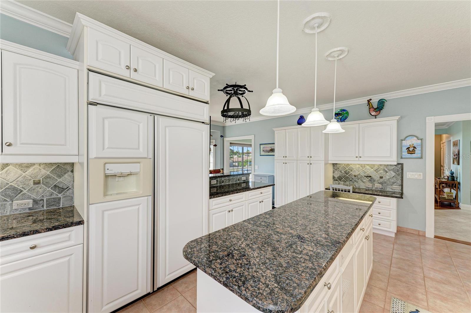2839 CORAL WAY