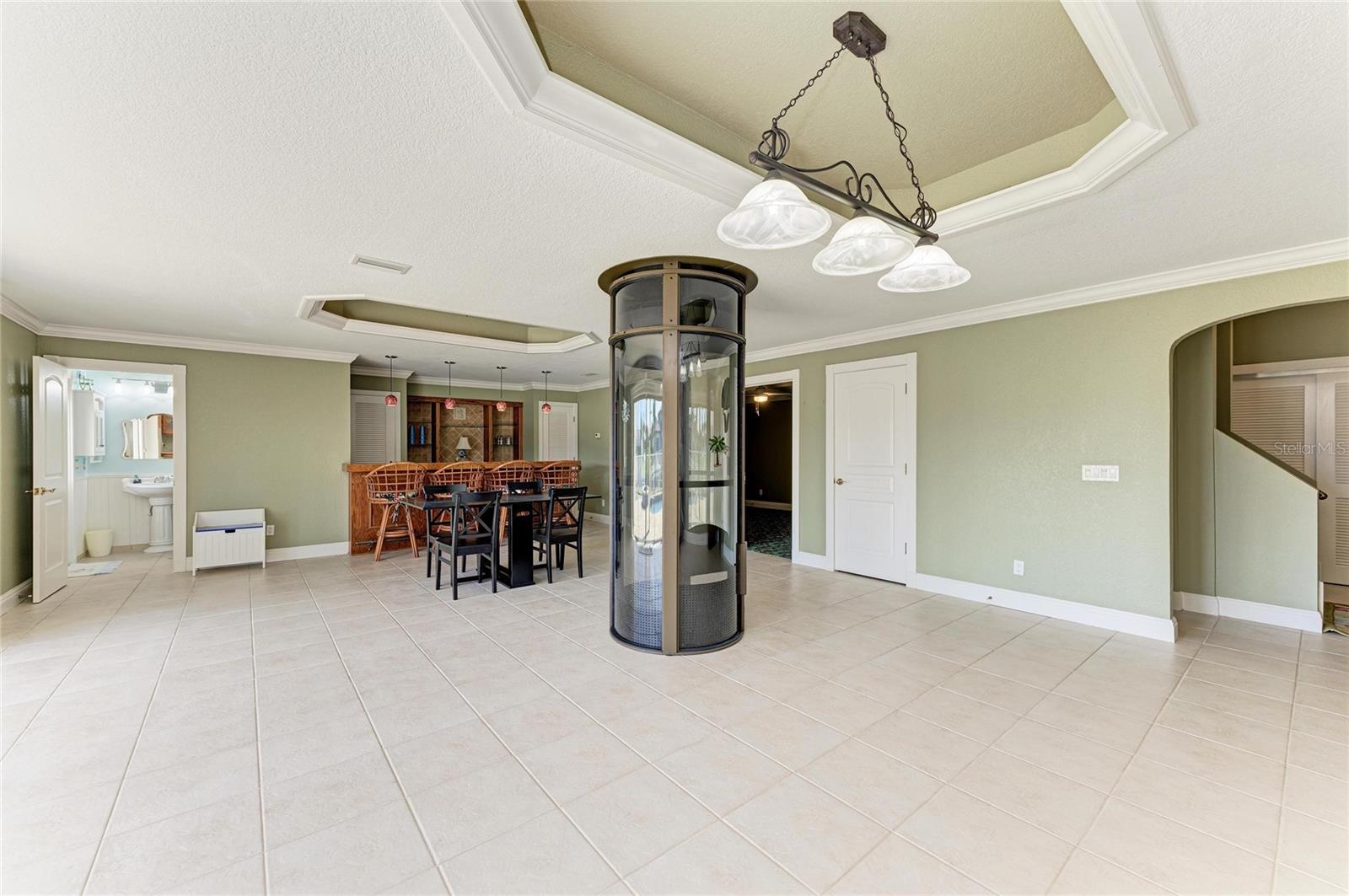 2839 CORAL WAY