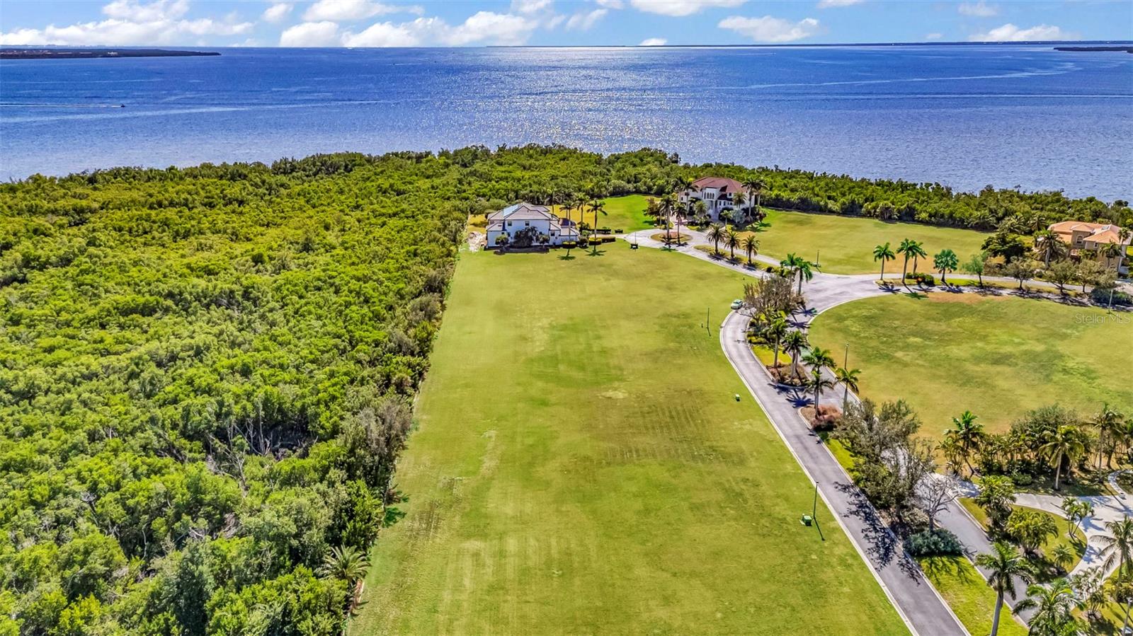 4661 GRASSY POINT BLVD