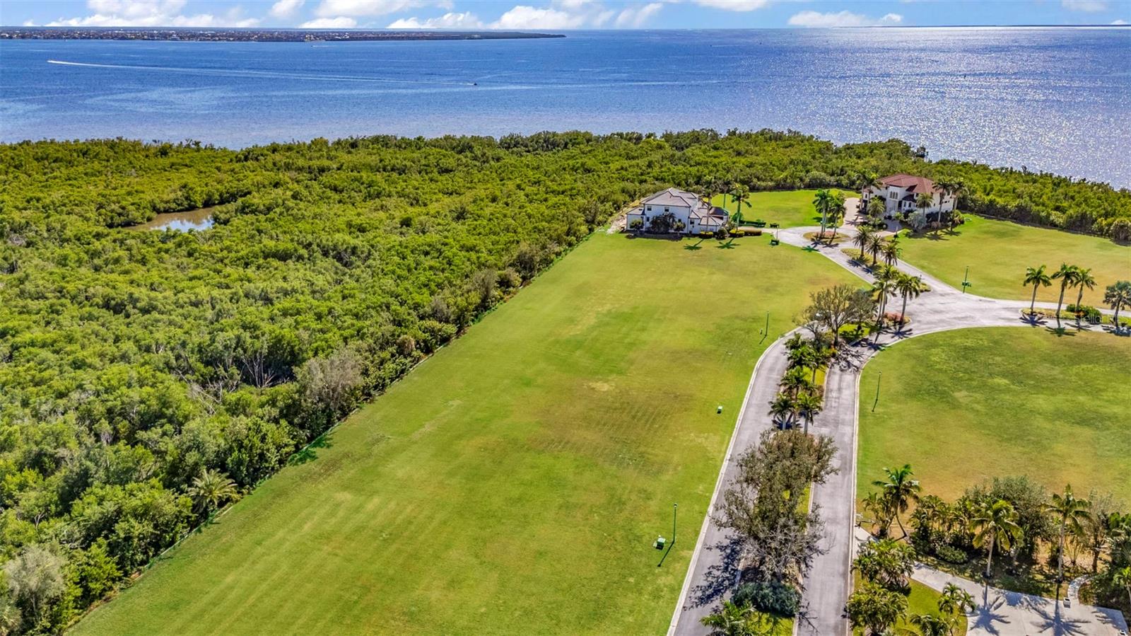 4661 GRASSY POINT BLVD