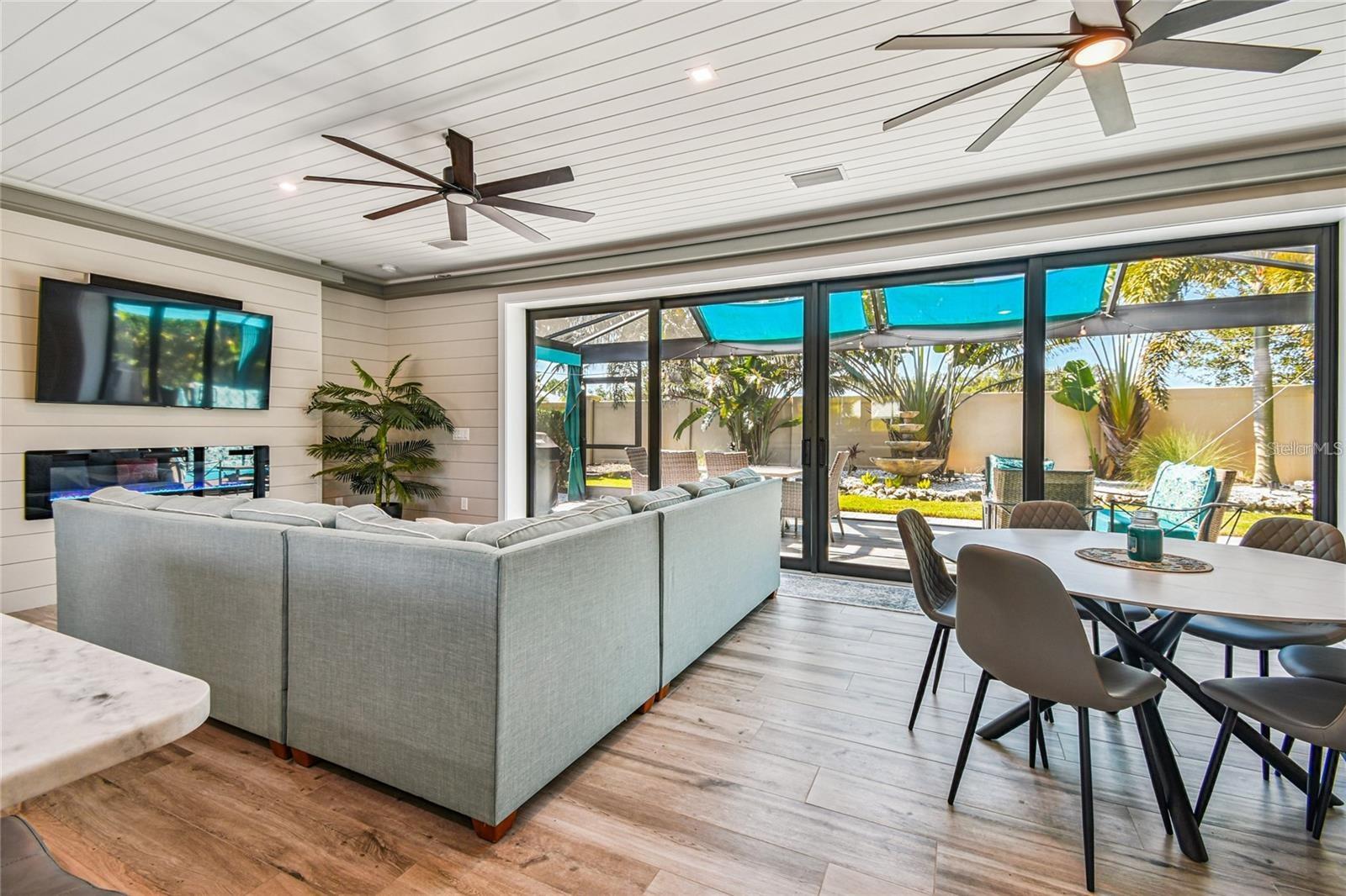 8588 SW SAND CRANE CIR