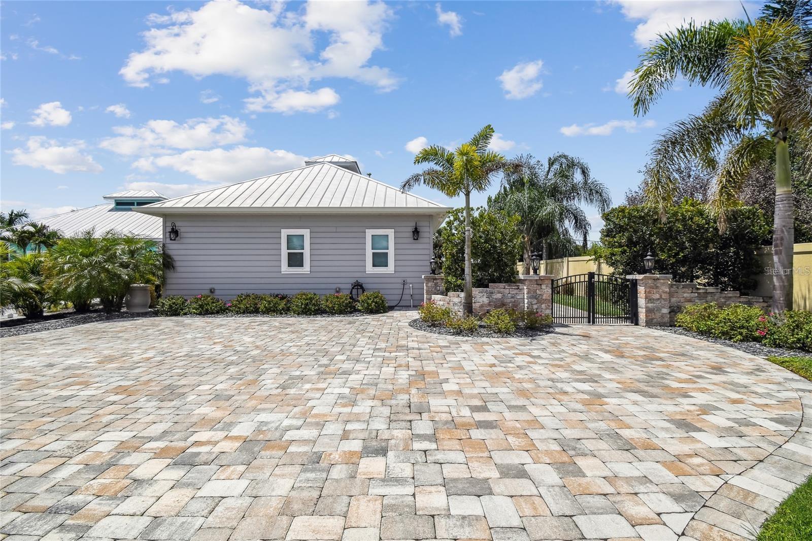8574 SW SAND CRANE CIR
