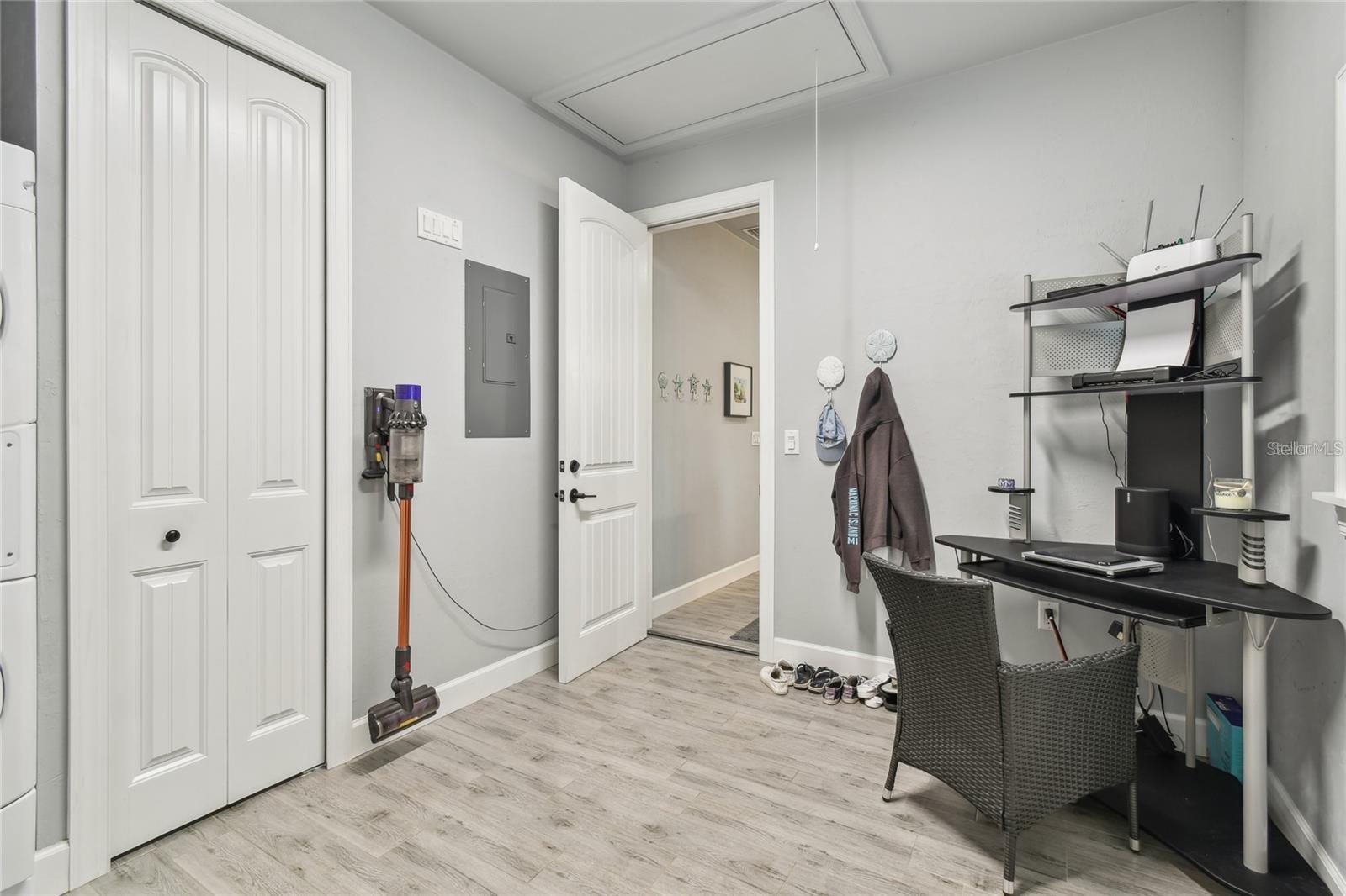 8234 SW SAND CRANE CIR