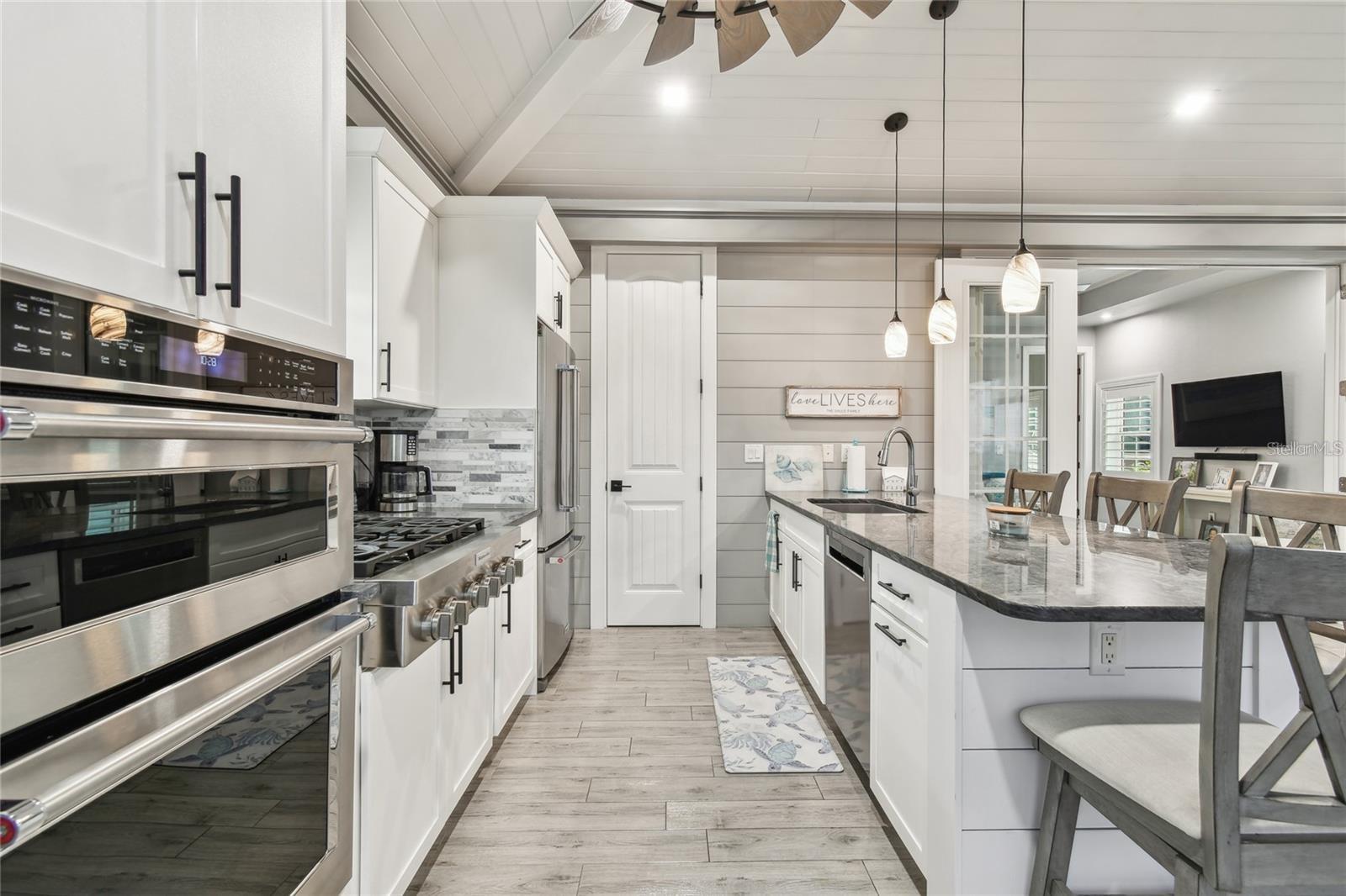 8234 SW SAND CRANE CIR