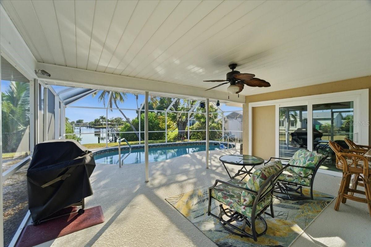 119 EASTON DR NW