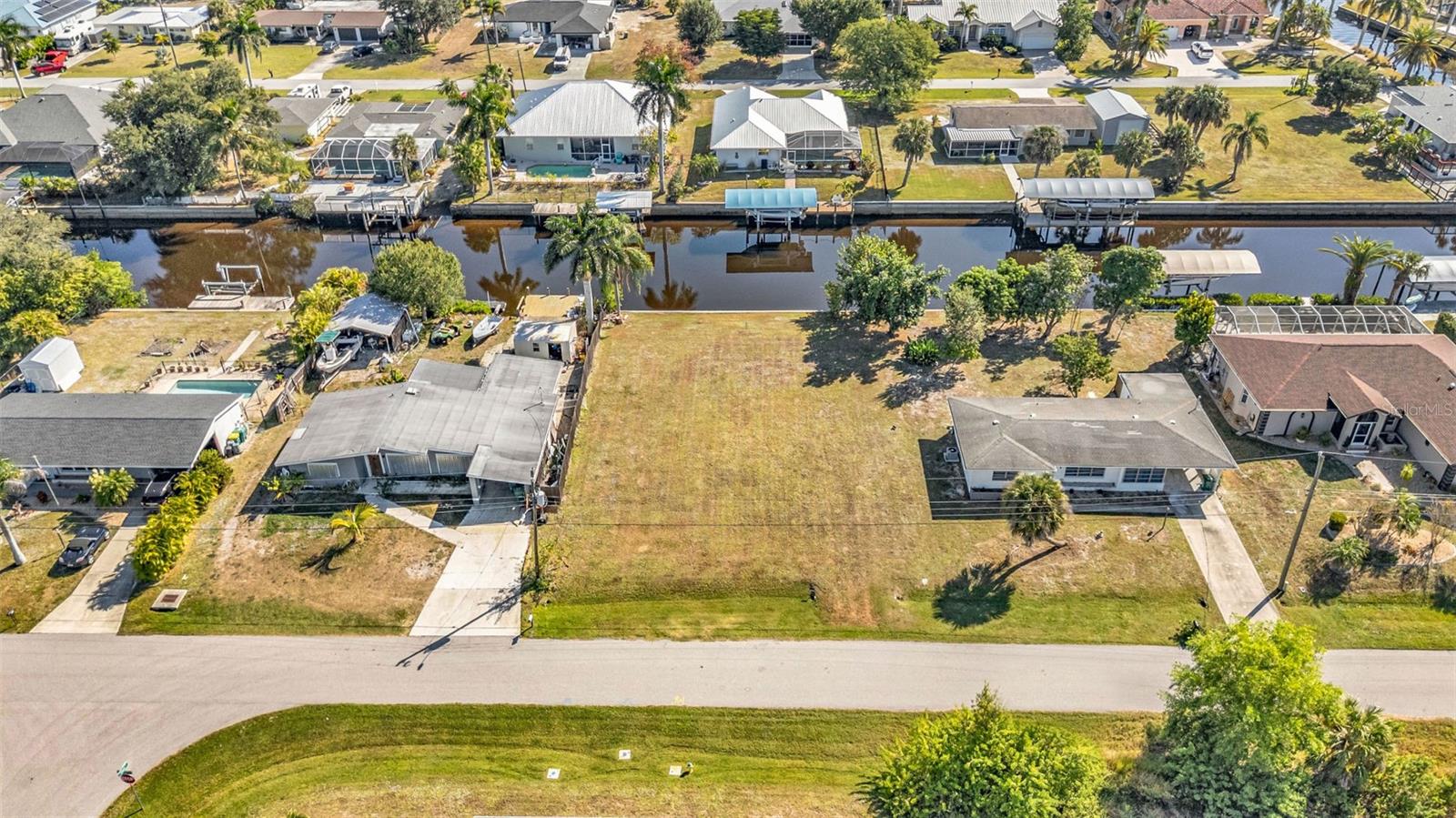 3334 DOVER DR