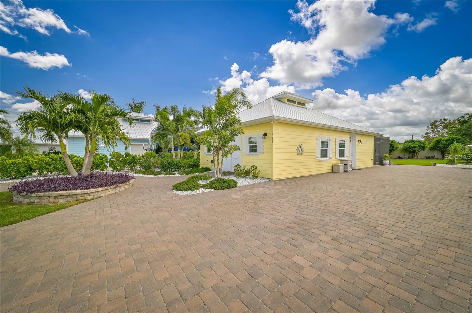 8664 SW SAND CRANE CIR