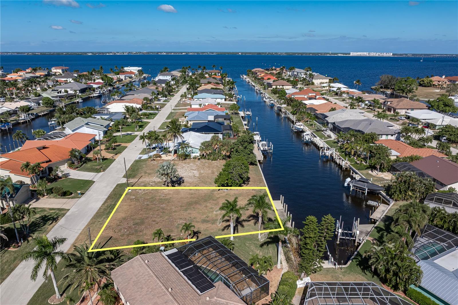 80 OCEAN DR