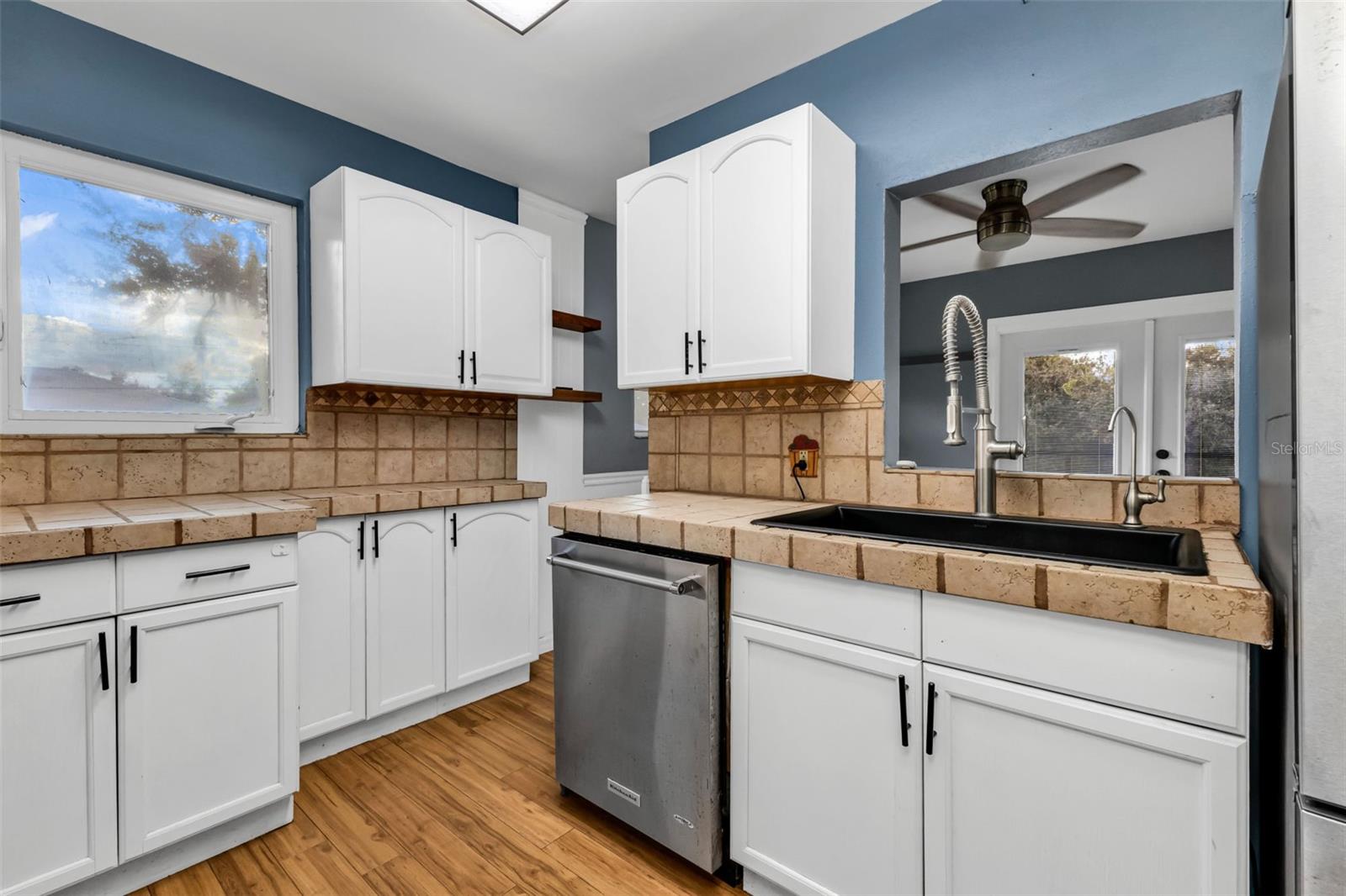 29341 PASSION FLOWER ST