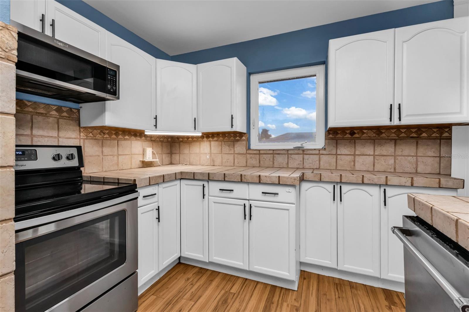 29341 PASSION FLOWER ST