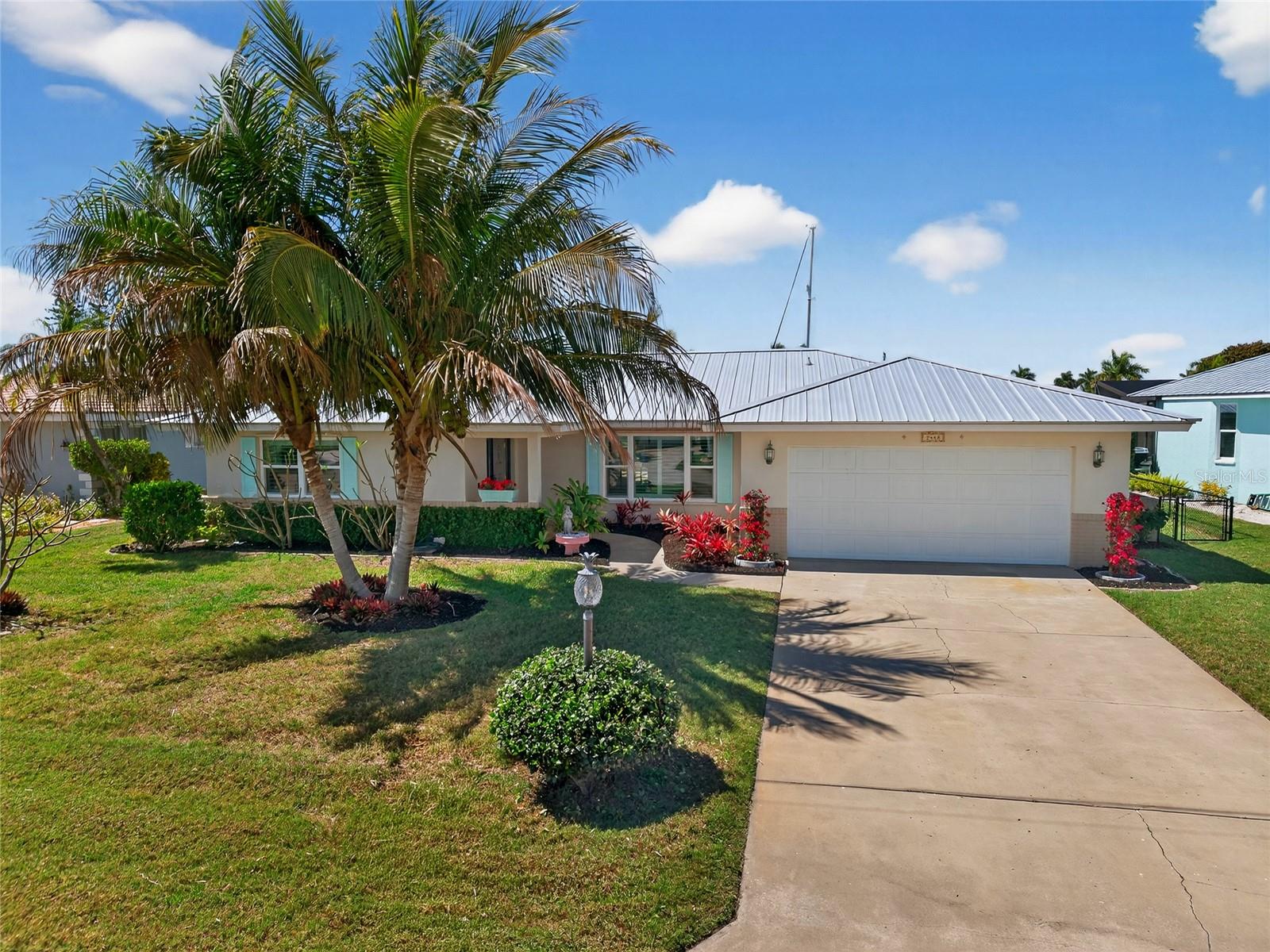 2448 ROSA LN