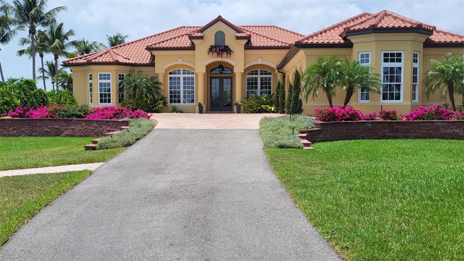 5566 RIVER BAY DR