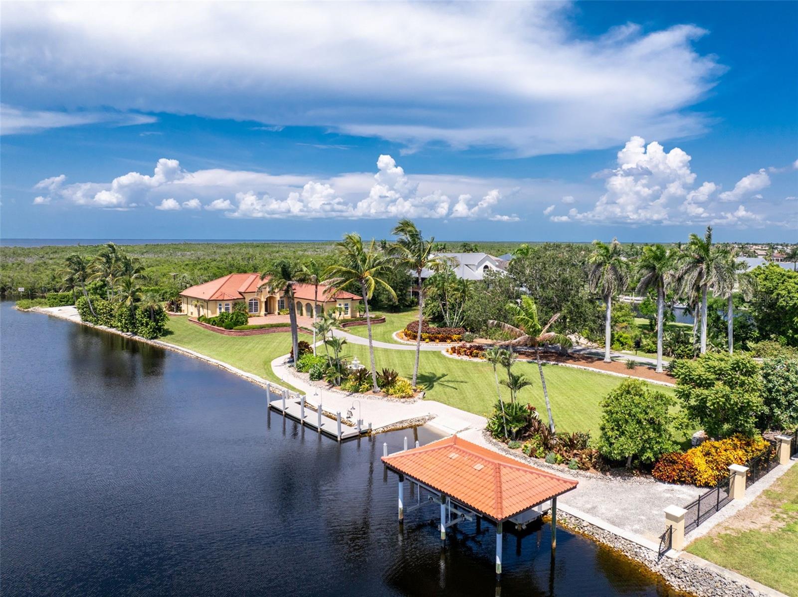 5566 RIVER BAY DR