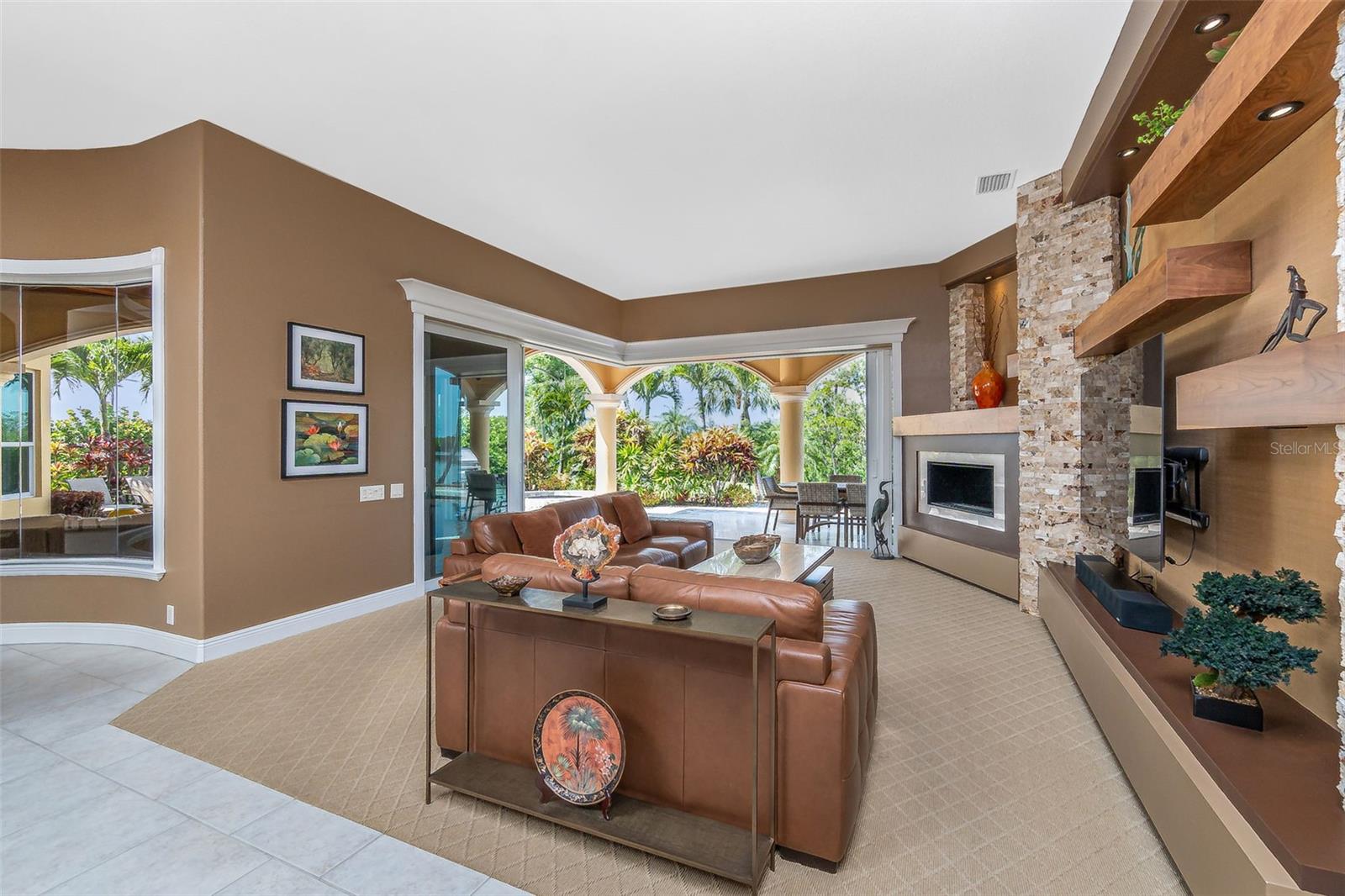 5566 RIVER BAY DR