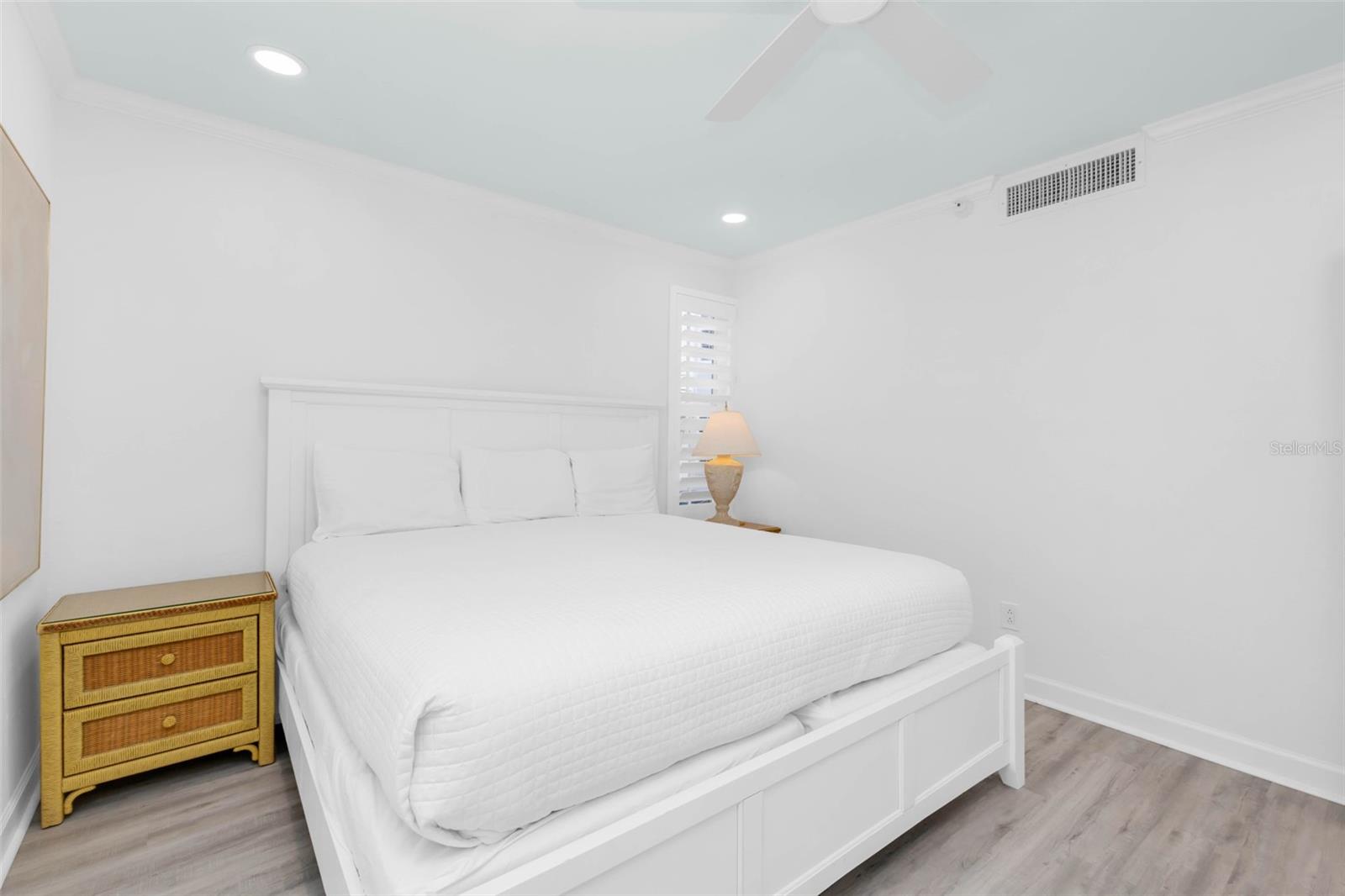 7454 PALM ISLAND DR #3311