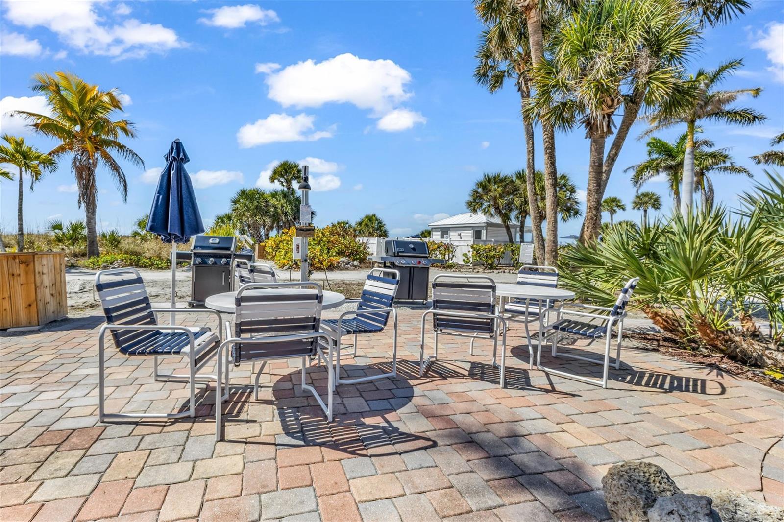 7454 PALM ISLAND DR #3311