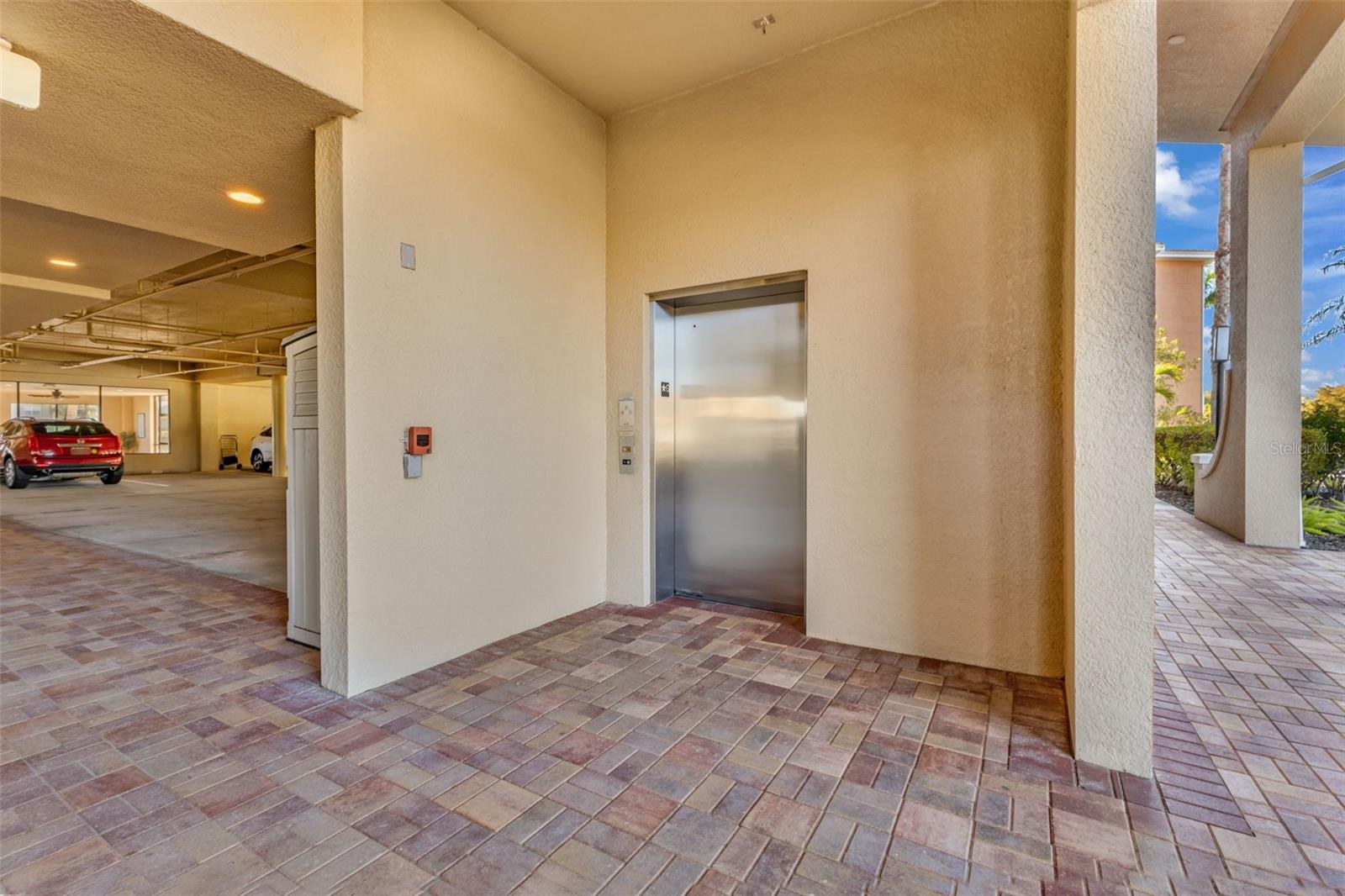 3308 PURPLE MARTIN DR #122