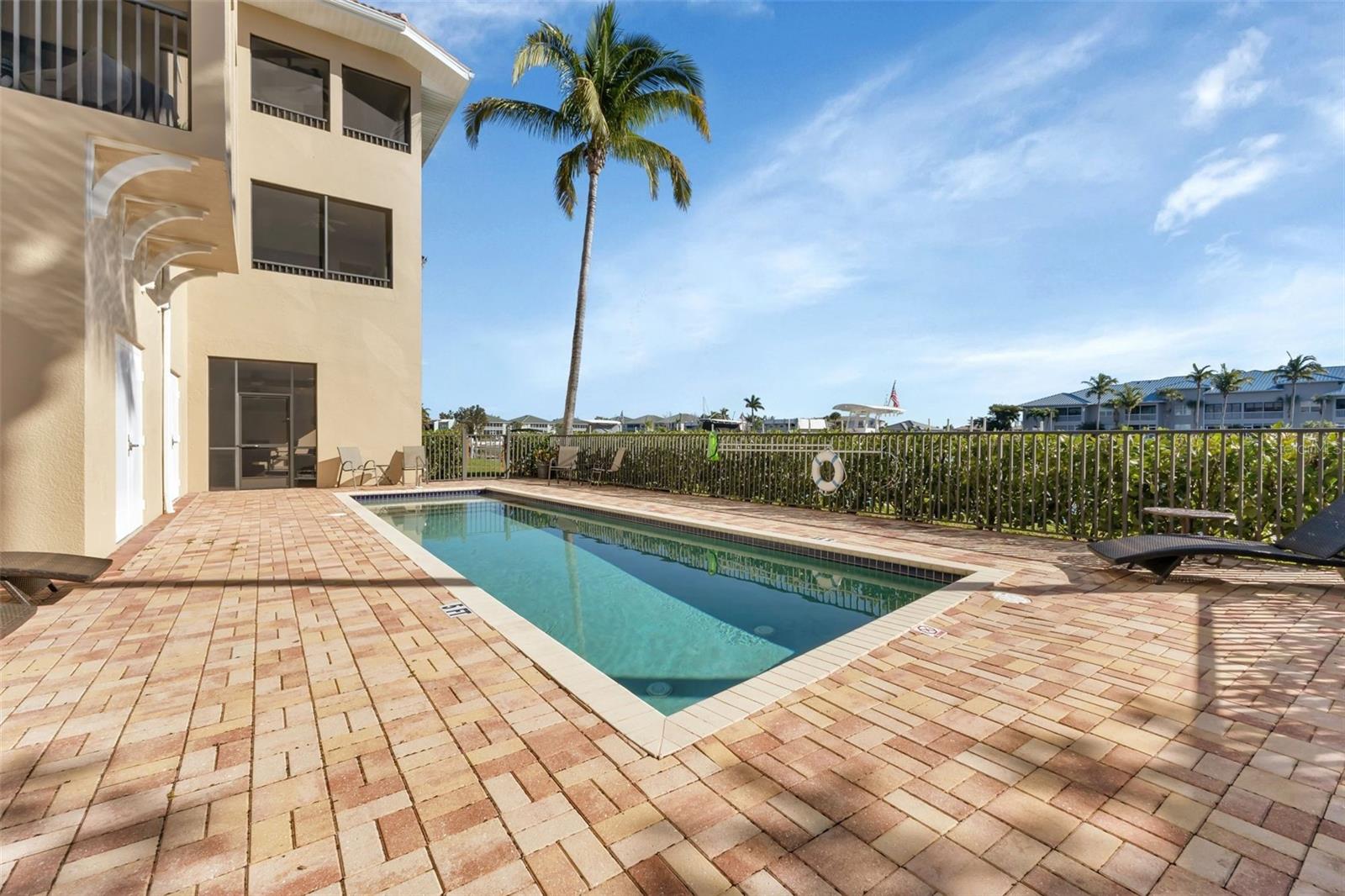 3308 PURPLE MARTIN DR #122